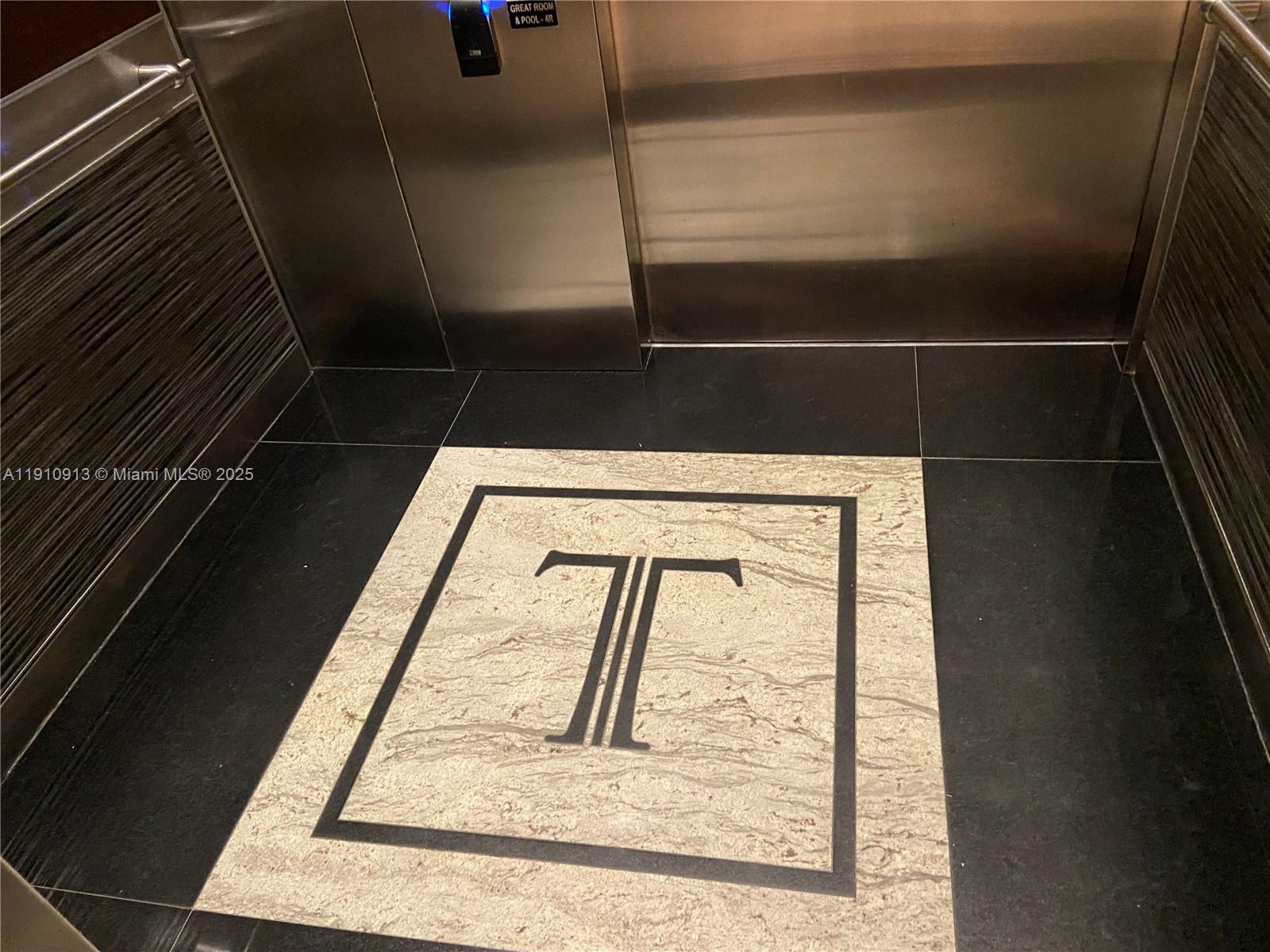 TDR TOWER I CONDO - Residential Lease