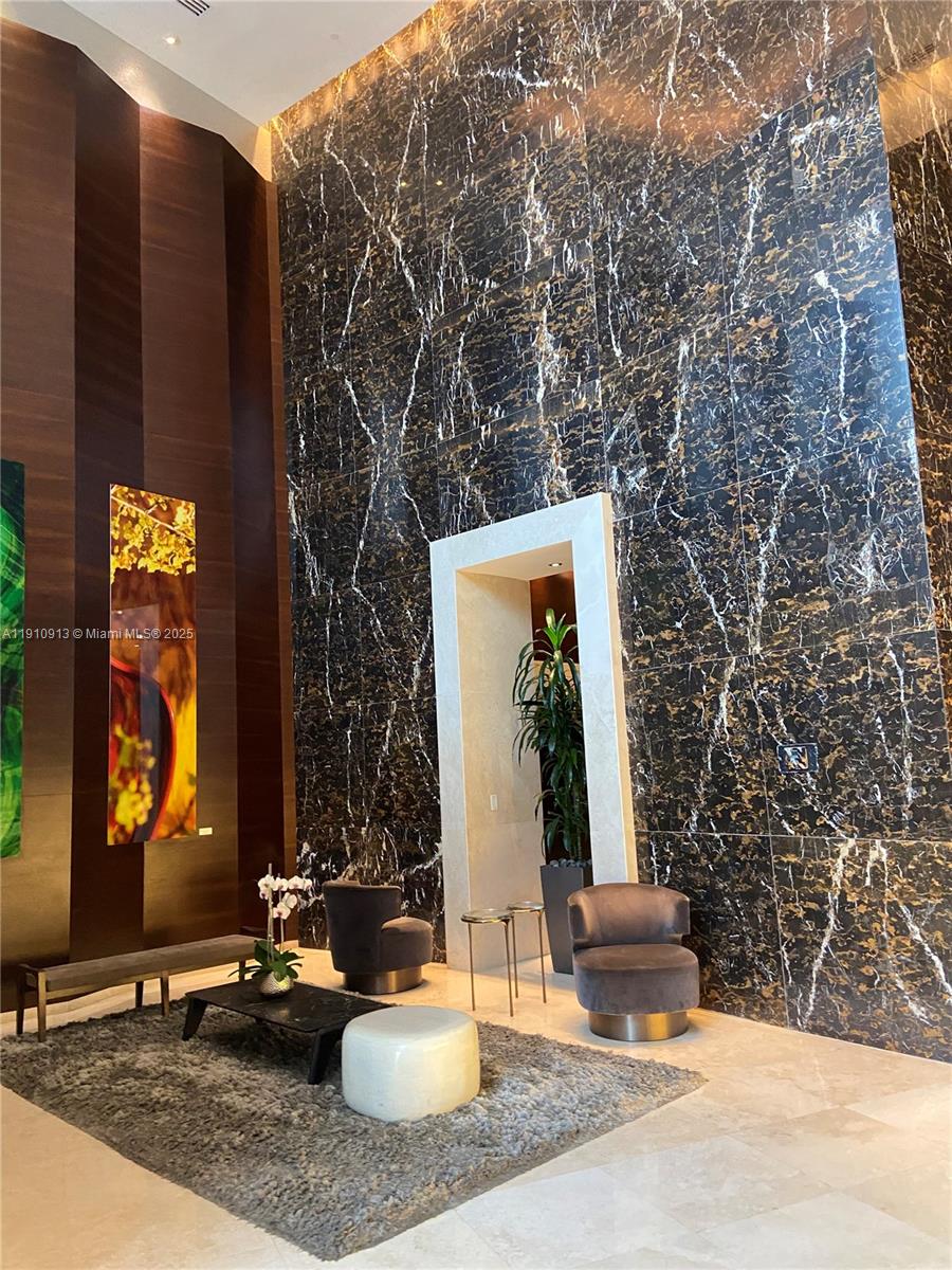 TDR TOWER I CONDO - Residential Lease