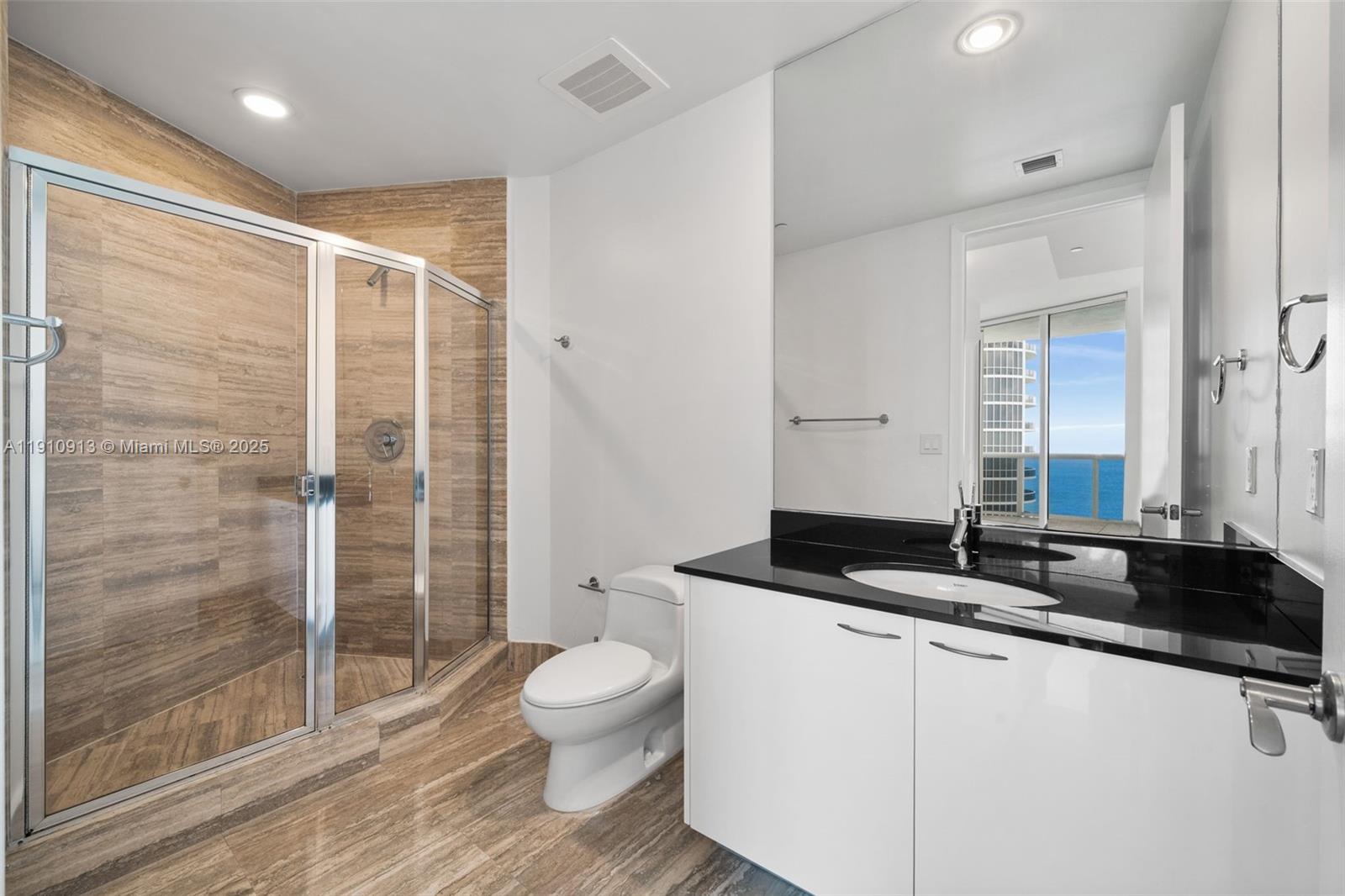 TDR TOWER I CONDO - Residential Lease