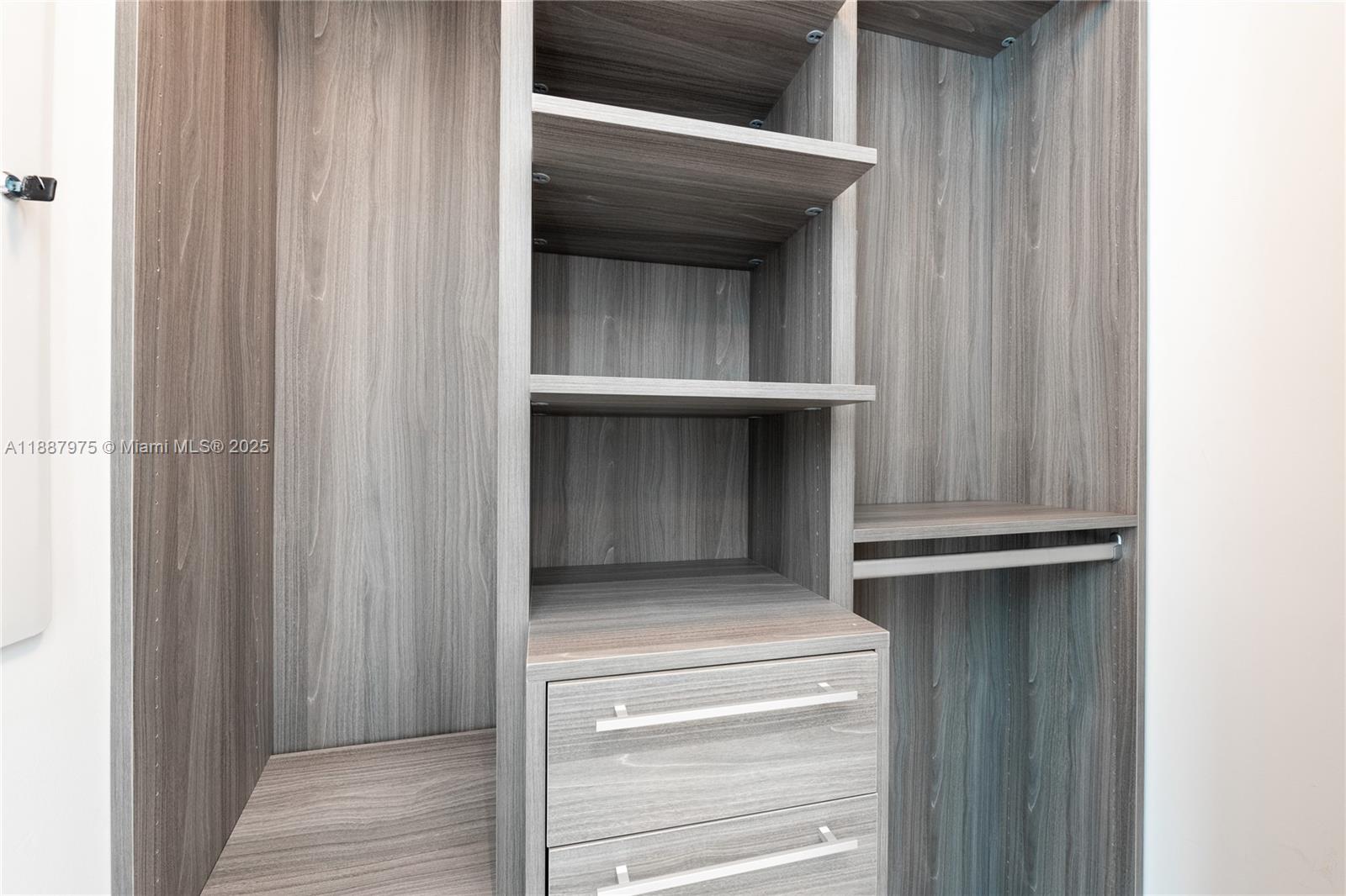 1300 S MIAMI AVENUE CONDO - Residential