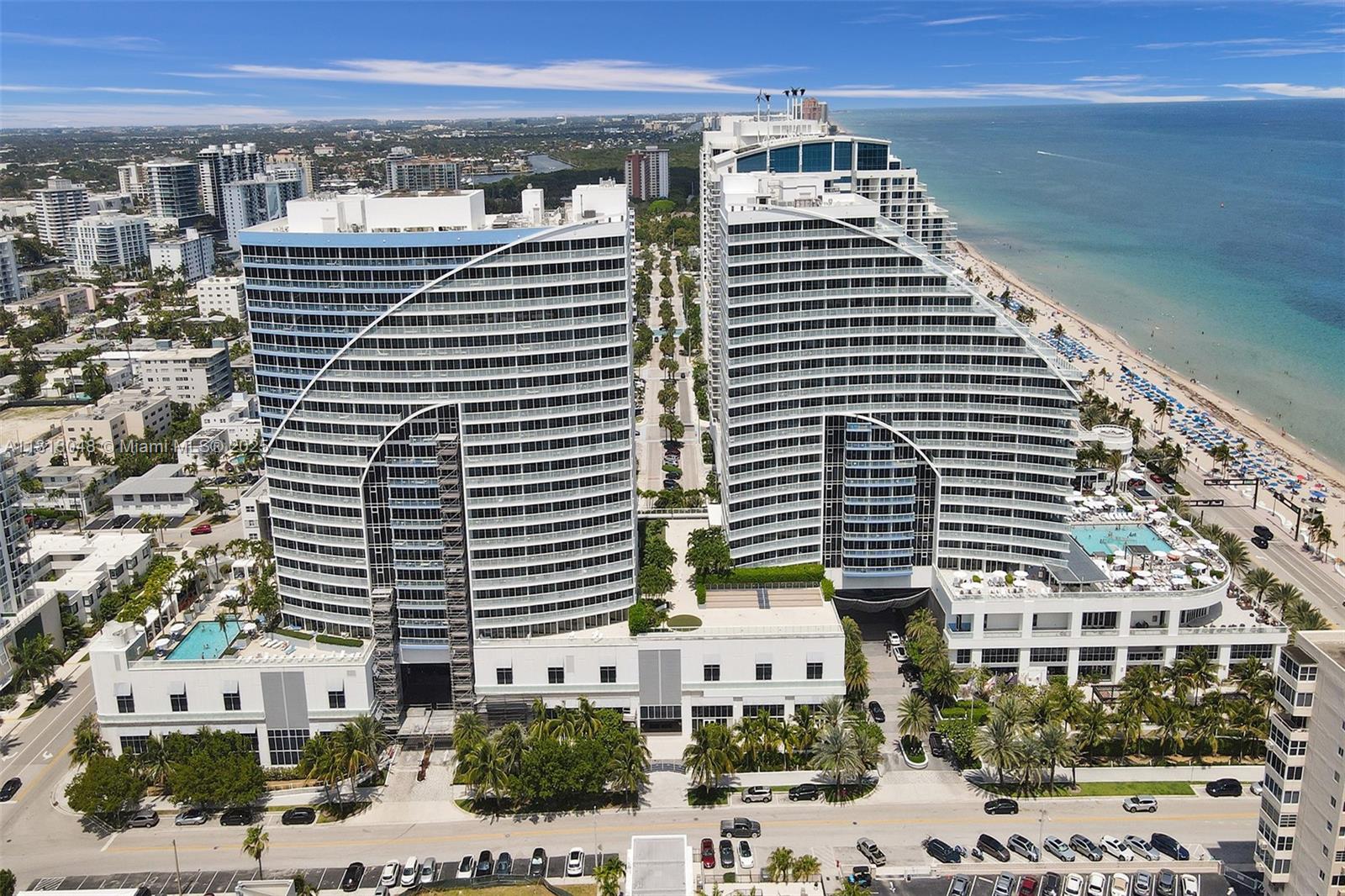 Property for Sale at 3101 Se Bayshore Dr 1208, Fort Lauderdale, Broward County, Florida - Bedrooms: 2 
Bathrooms: 2  - $999,000