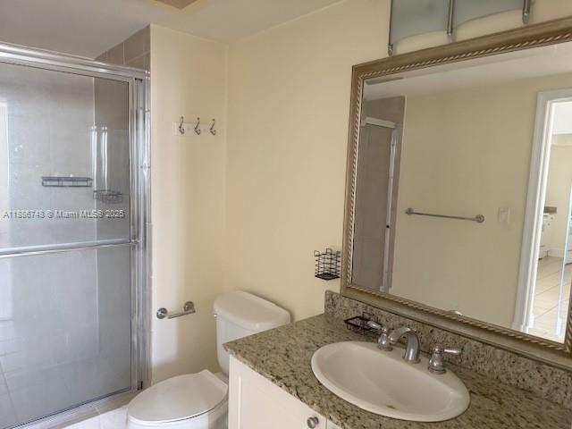 TURNBERRY ON THE GREEN CO - Residential