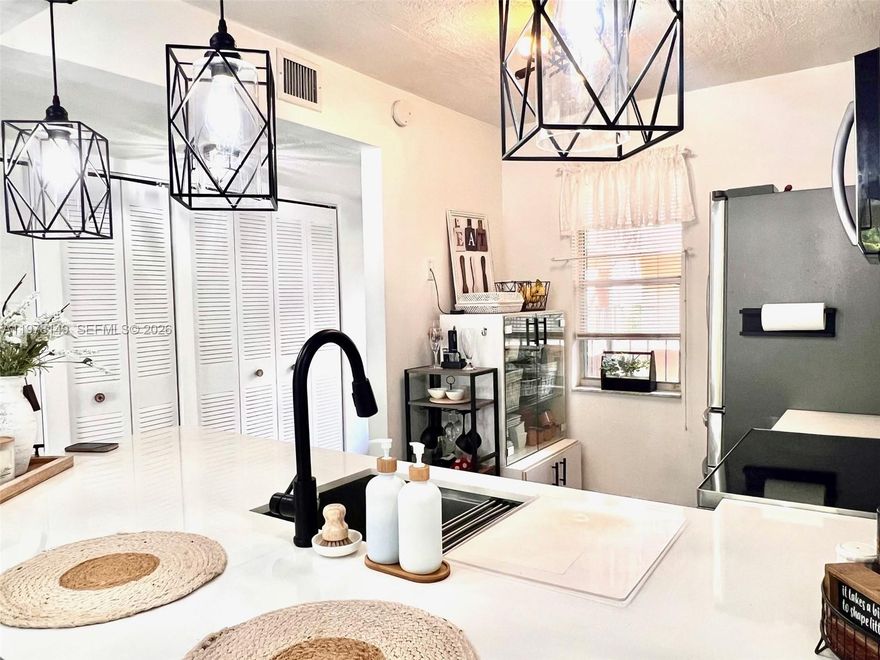 Fully renovated 2BR/2BA second-floor apartment in the Somerset community. Bright and modern with updated kitchen and bathrooms, spacious layout, and access to a community pool and gym. Quiet, well-kept community close to shopping, dining, parks, medical centers, and everyday conveniences. Move-in ready with a clean, modern feel throughout. Located in a 55+ community with security at the entrance and patrol.