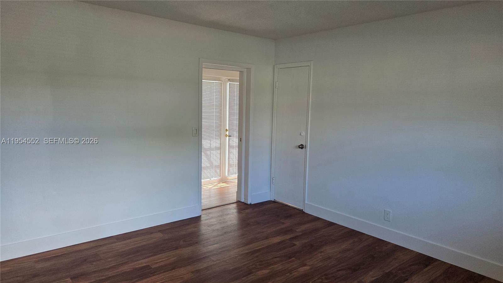 HOLLYWOOD GOLF ESTATES SE - Residential