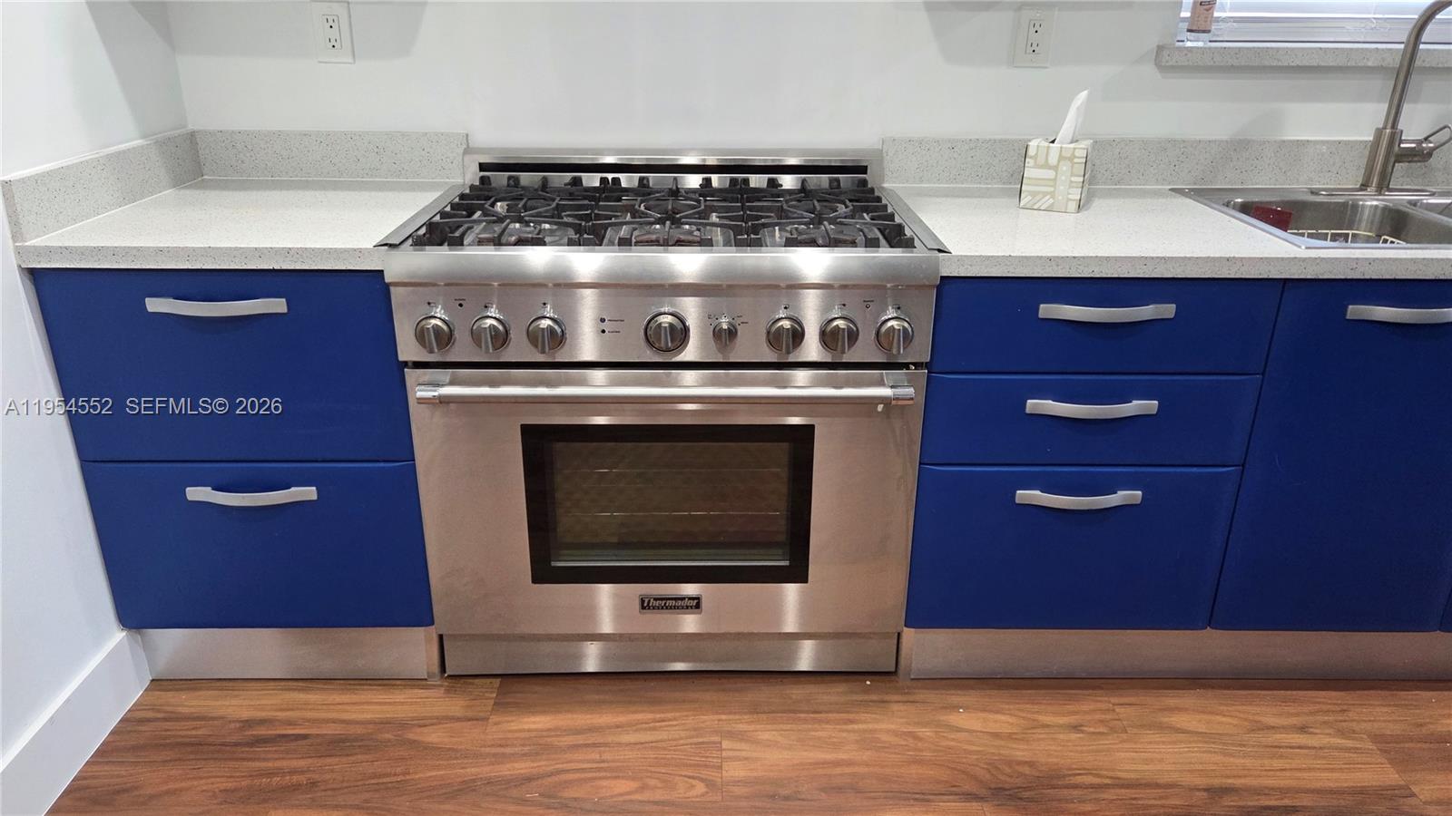 HOLLYWOOD GOLF ESTATES SE - Residential