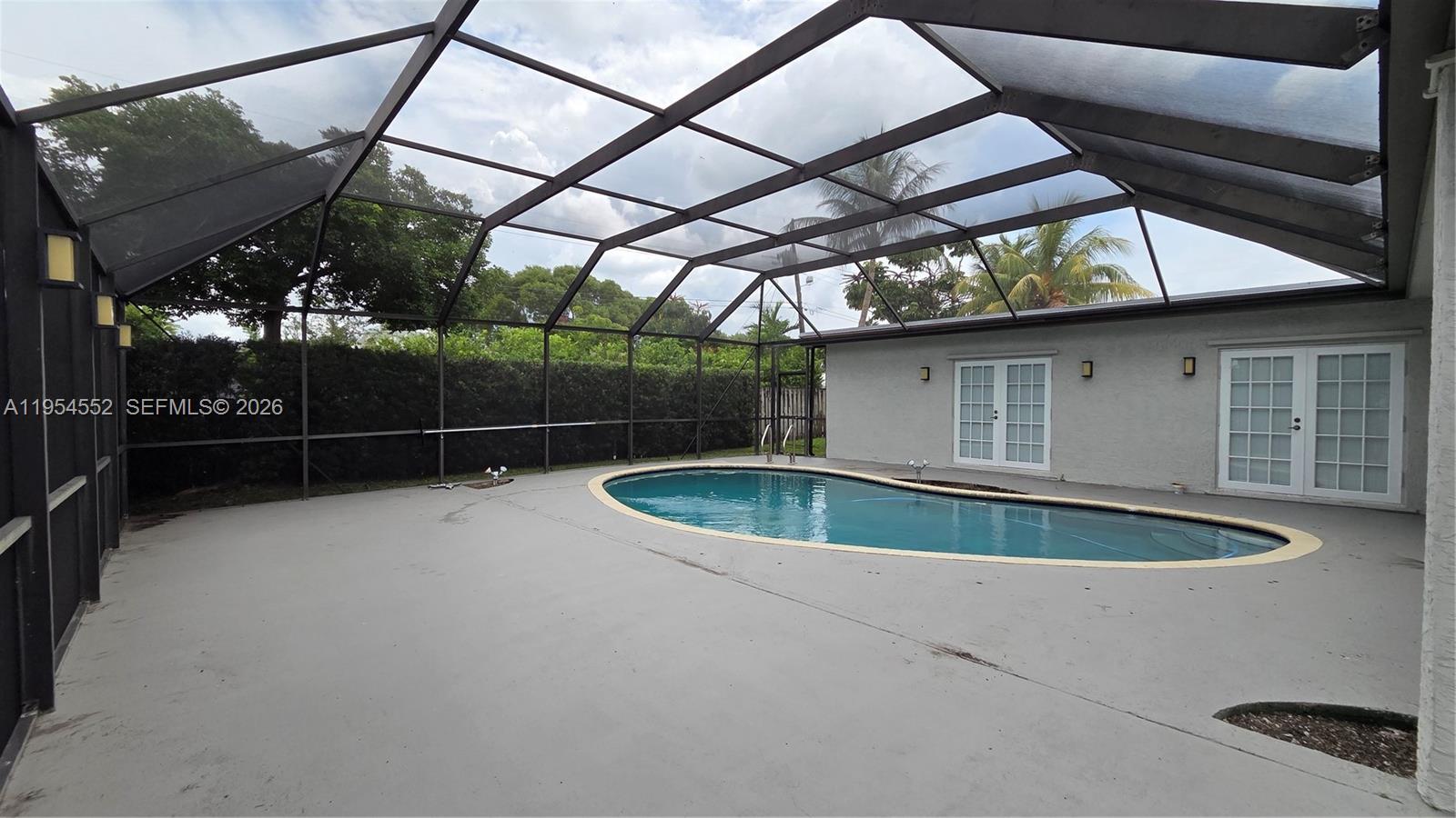 1245 Coral Ln, Hollywood, FL, 33019/$1,650,000 4 1245 Coral Ln