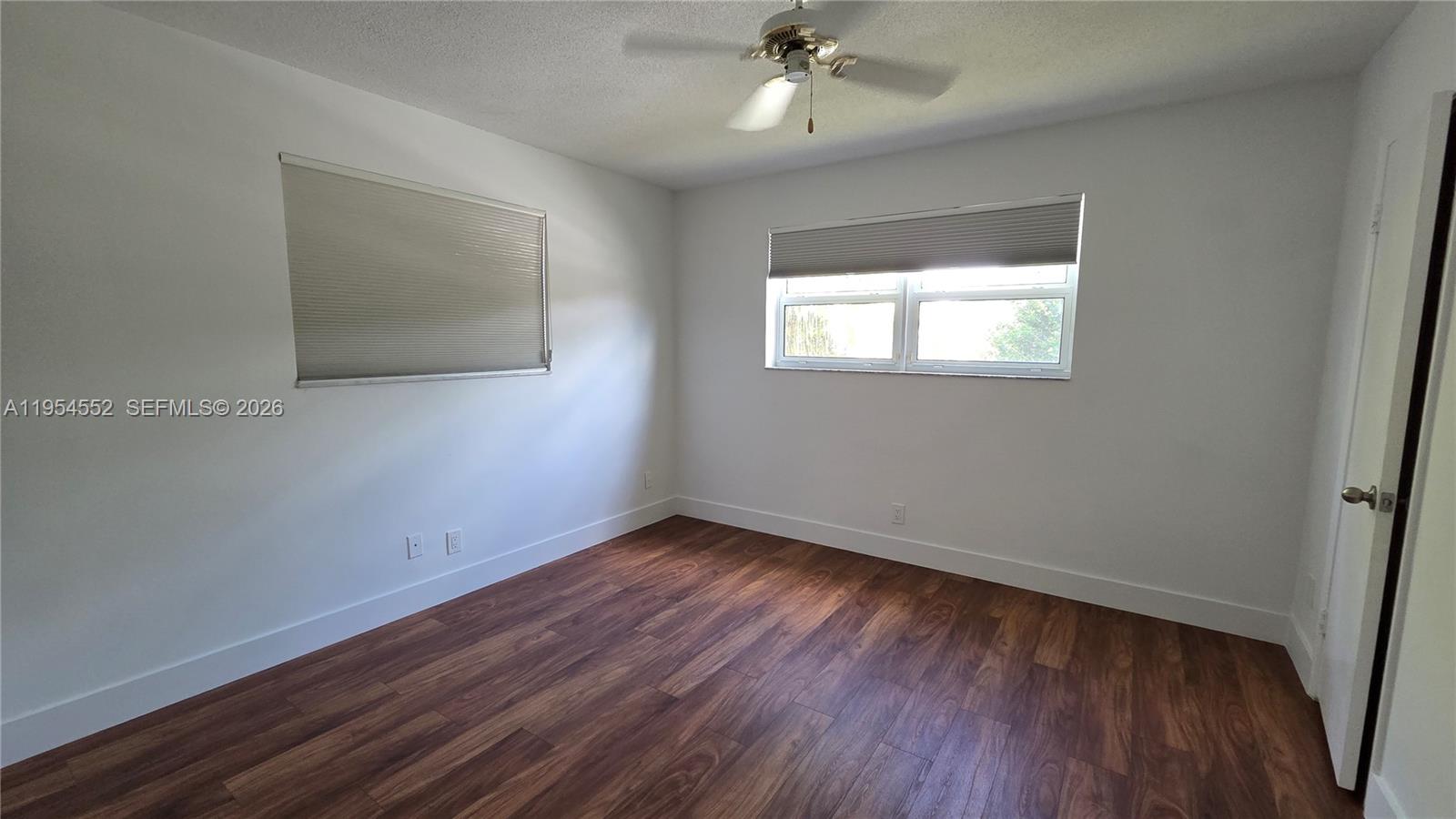 HOLLYWOOD GOLF ESTATES SE - Residential