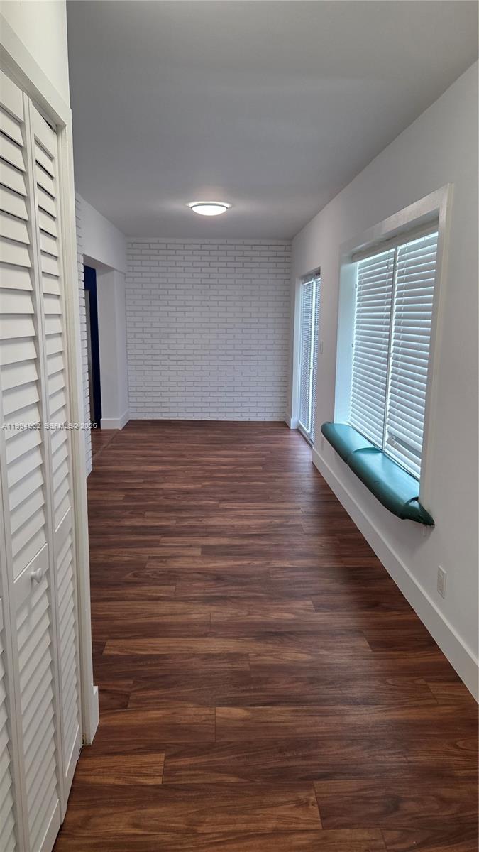 HOLLYWOOD GOLF ESTATES SE - Residential