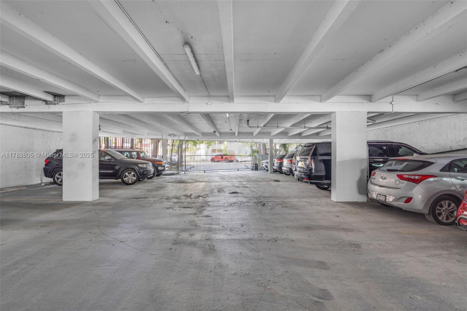 STANTON HOUSE CONDO - Residential
