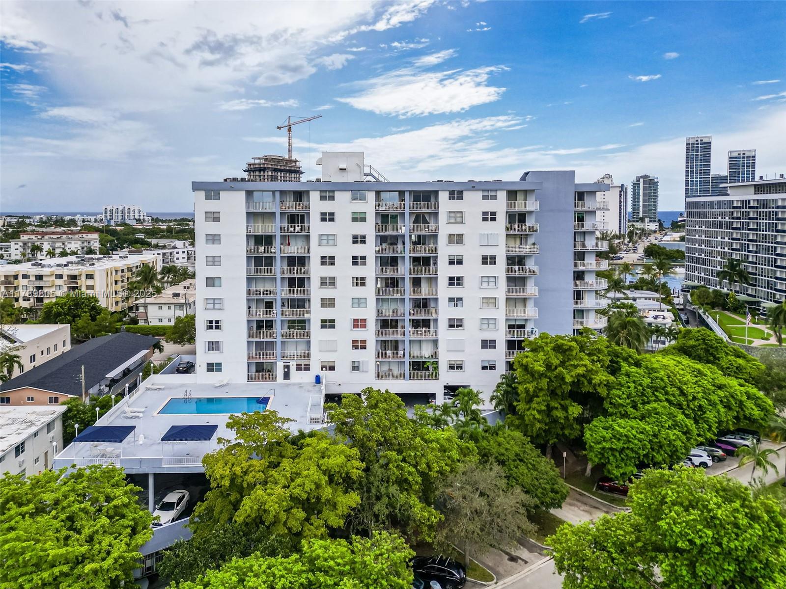 STANTON HOUSE CONDO - Residential