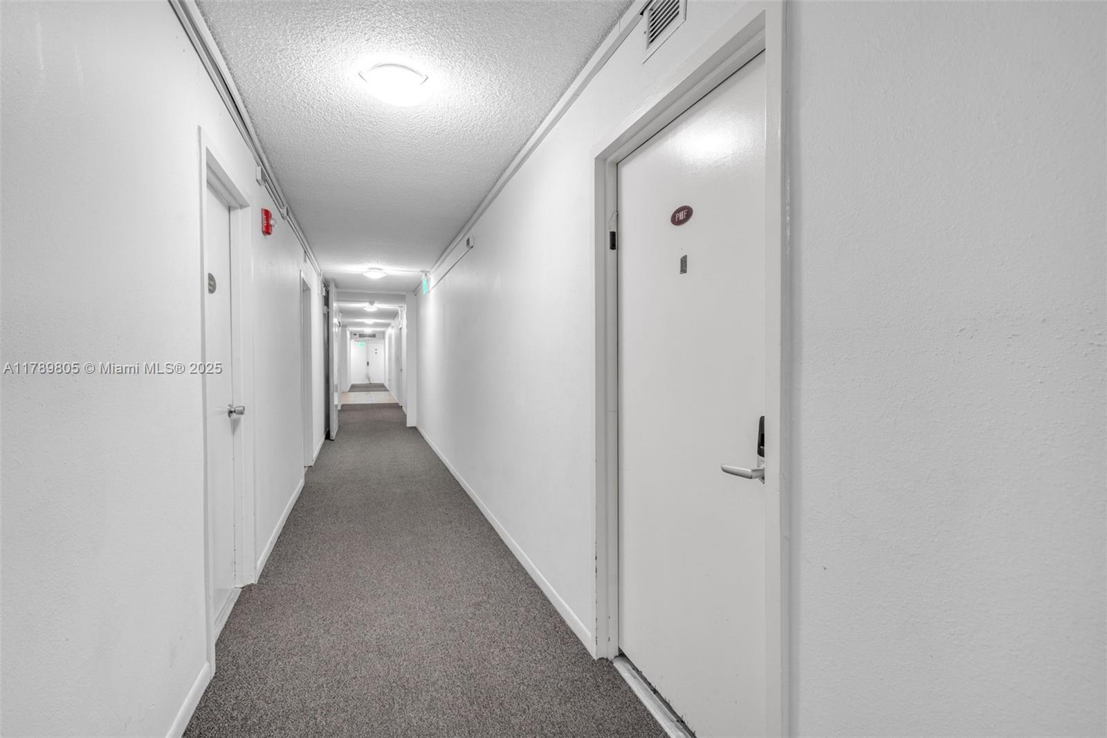 STANTON HOUSE CONDO - Residential