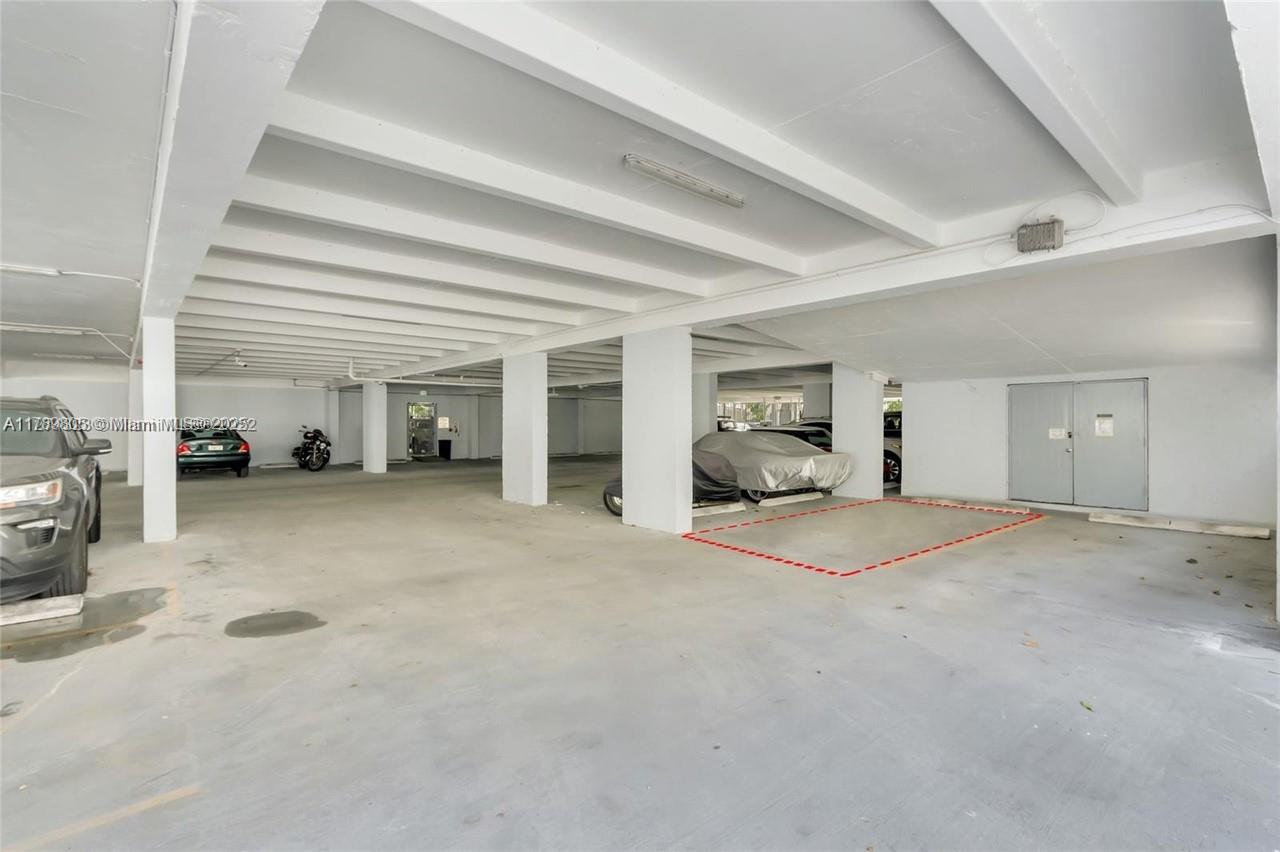 STANTON HOUSE CONDO - Residential