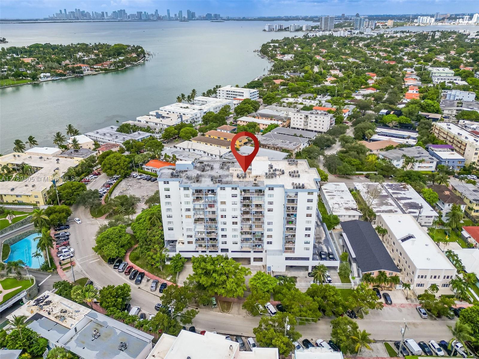 STANTON HOUSE CONDO - Residential