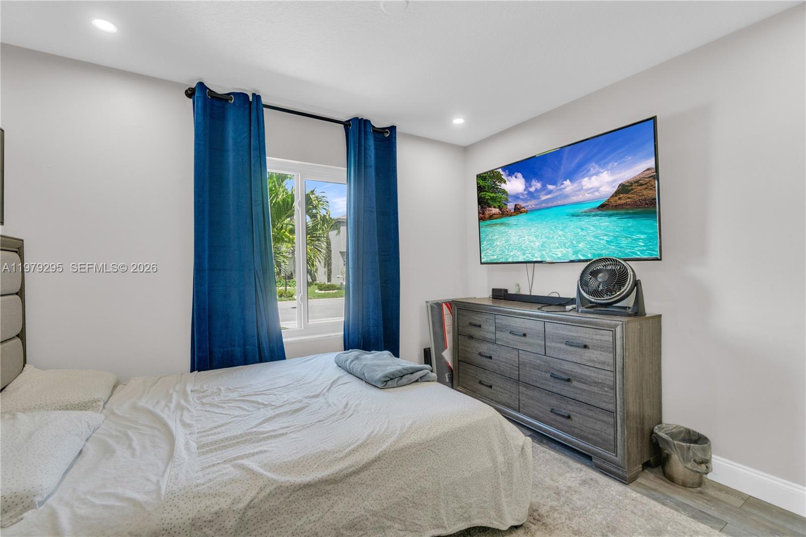 LAND SECTION 8 - Residential