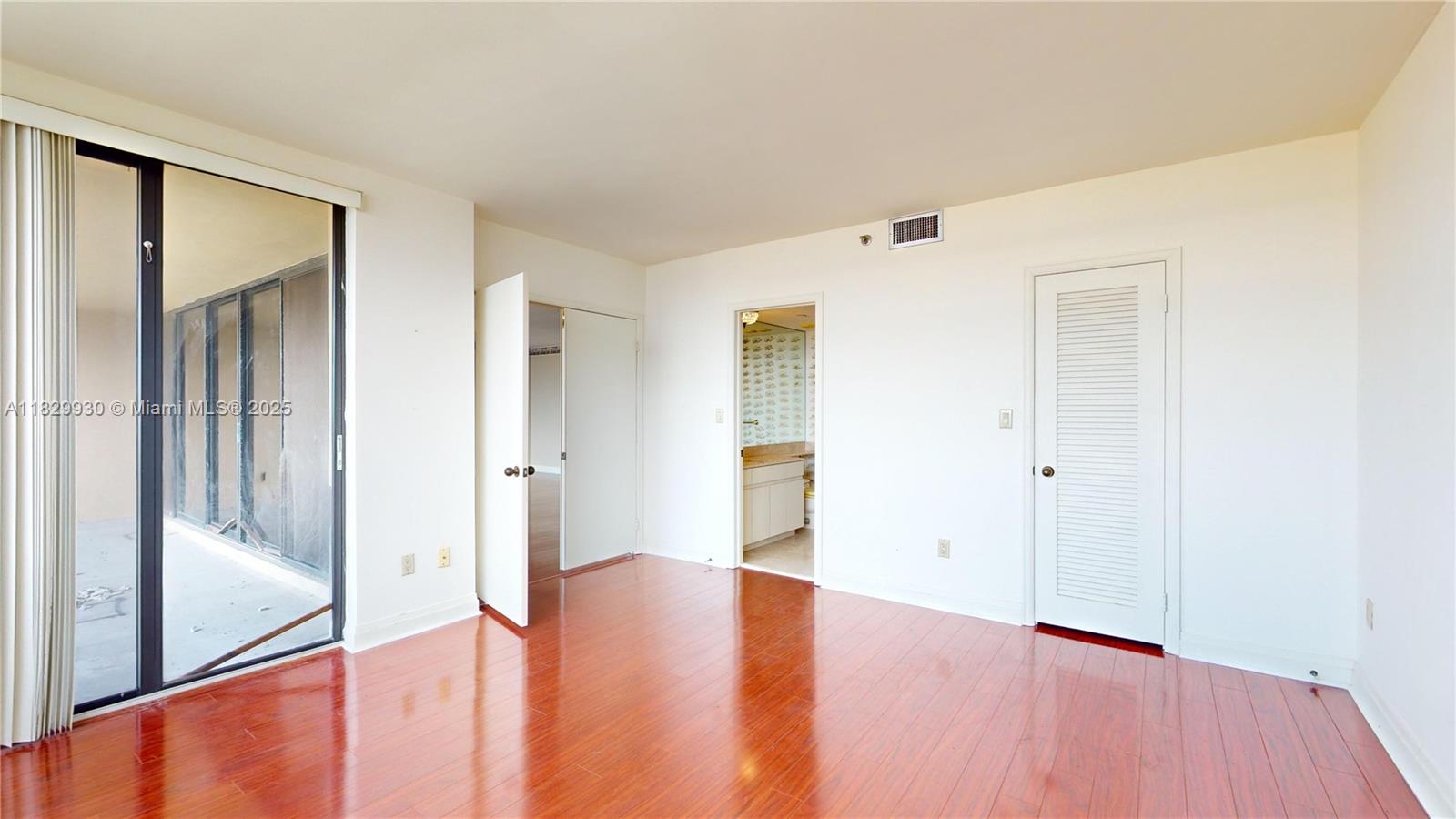 JOCKEY CLUB III CONDO - Residential