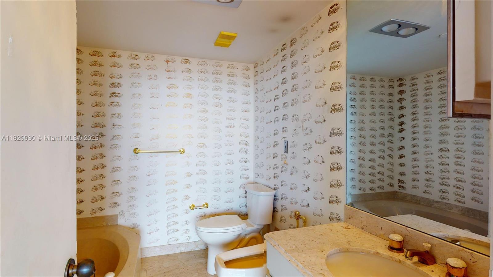 JOCKEY CLUB III CONDO - Residential