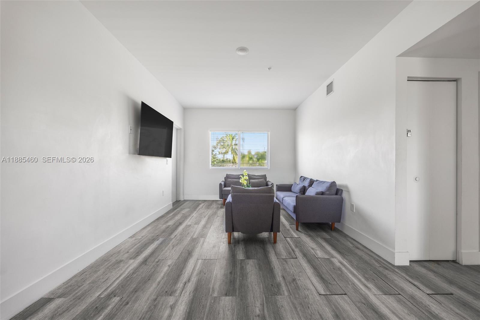 FOSTER HOMESITES - Residential Income