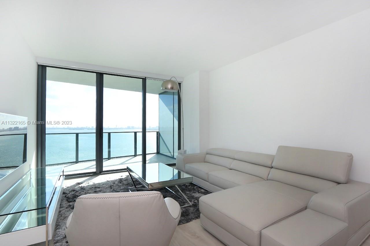 ICON BAY CONDO - Residential Lease