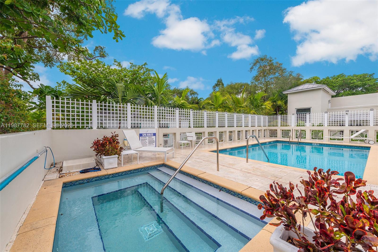 GROVE GARDEN RESIDENCES C - Residential Lease