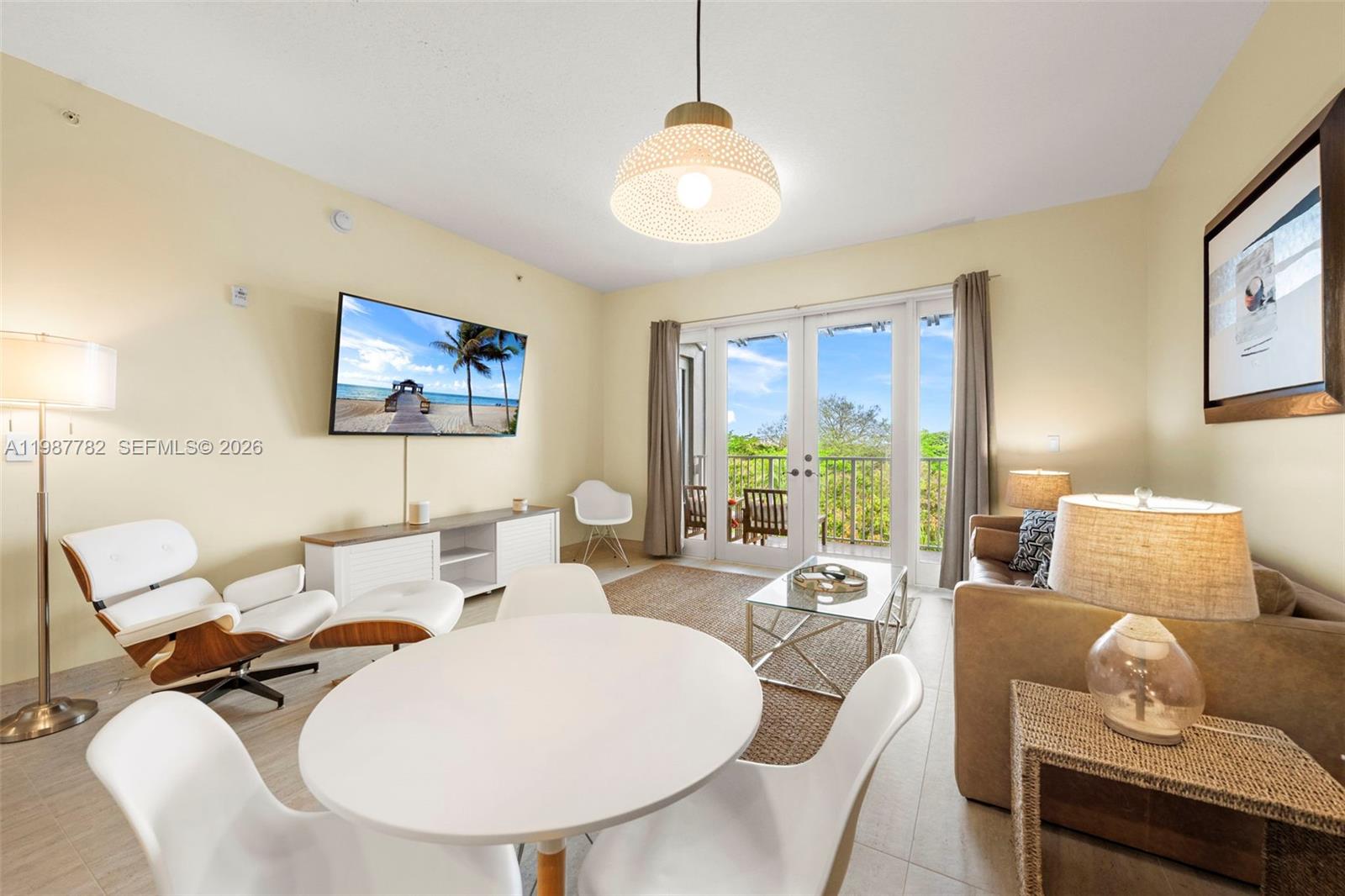 GROVE GARDEN RESIDENCES C - Residential Lease