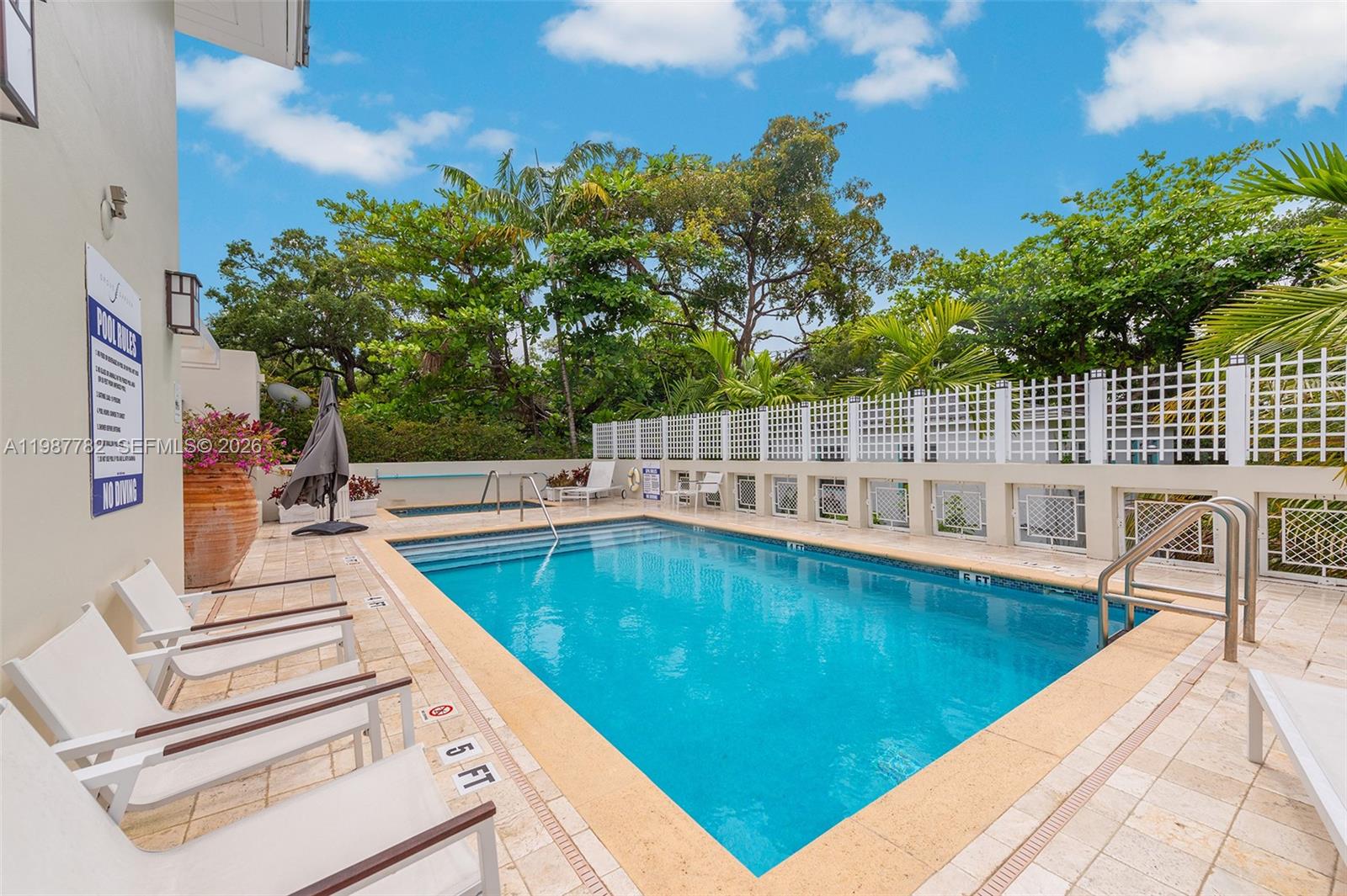 GROVE GARDEN RESIDENCES C - Residential Lease