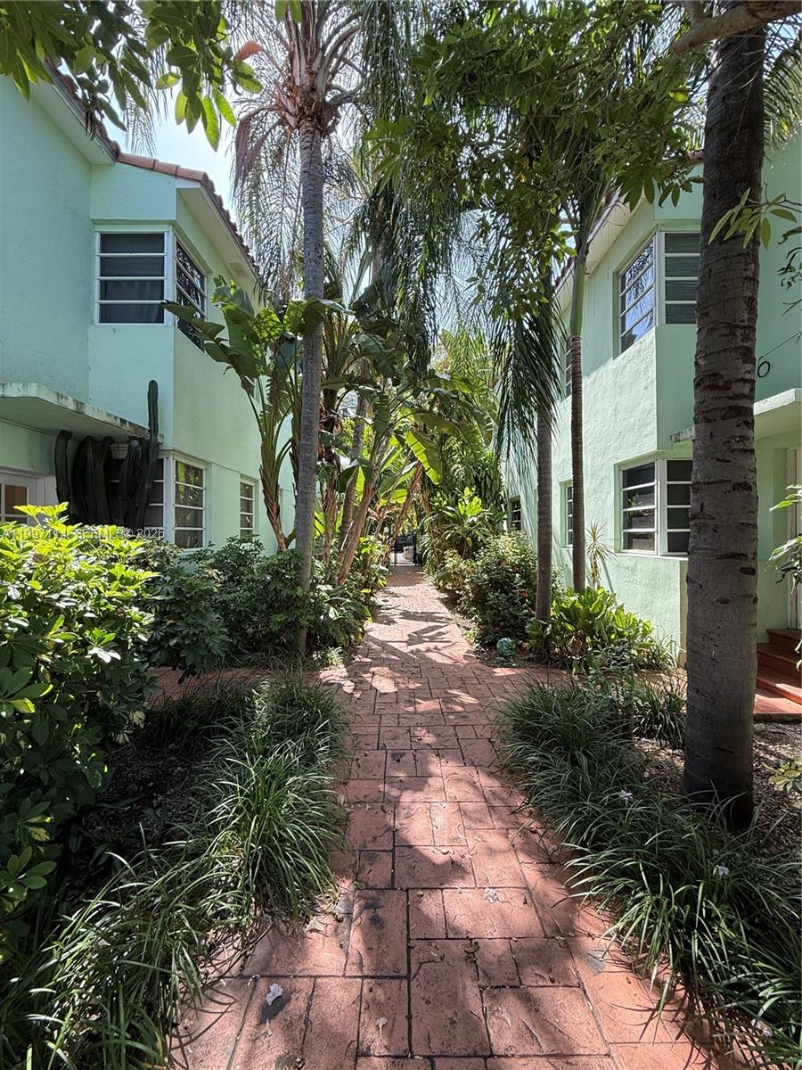 601 CONDO - Residential