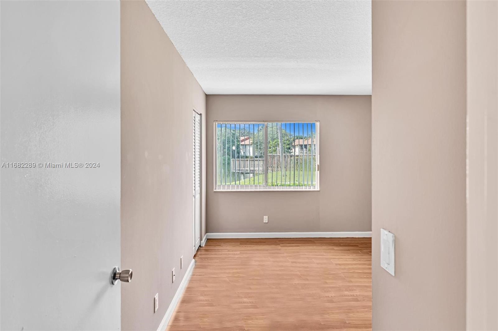PINE RIDGE AT HAVERHILL C - Residential
