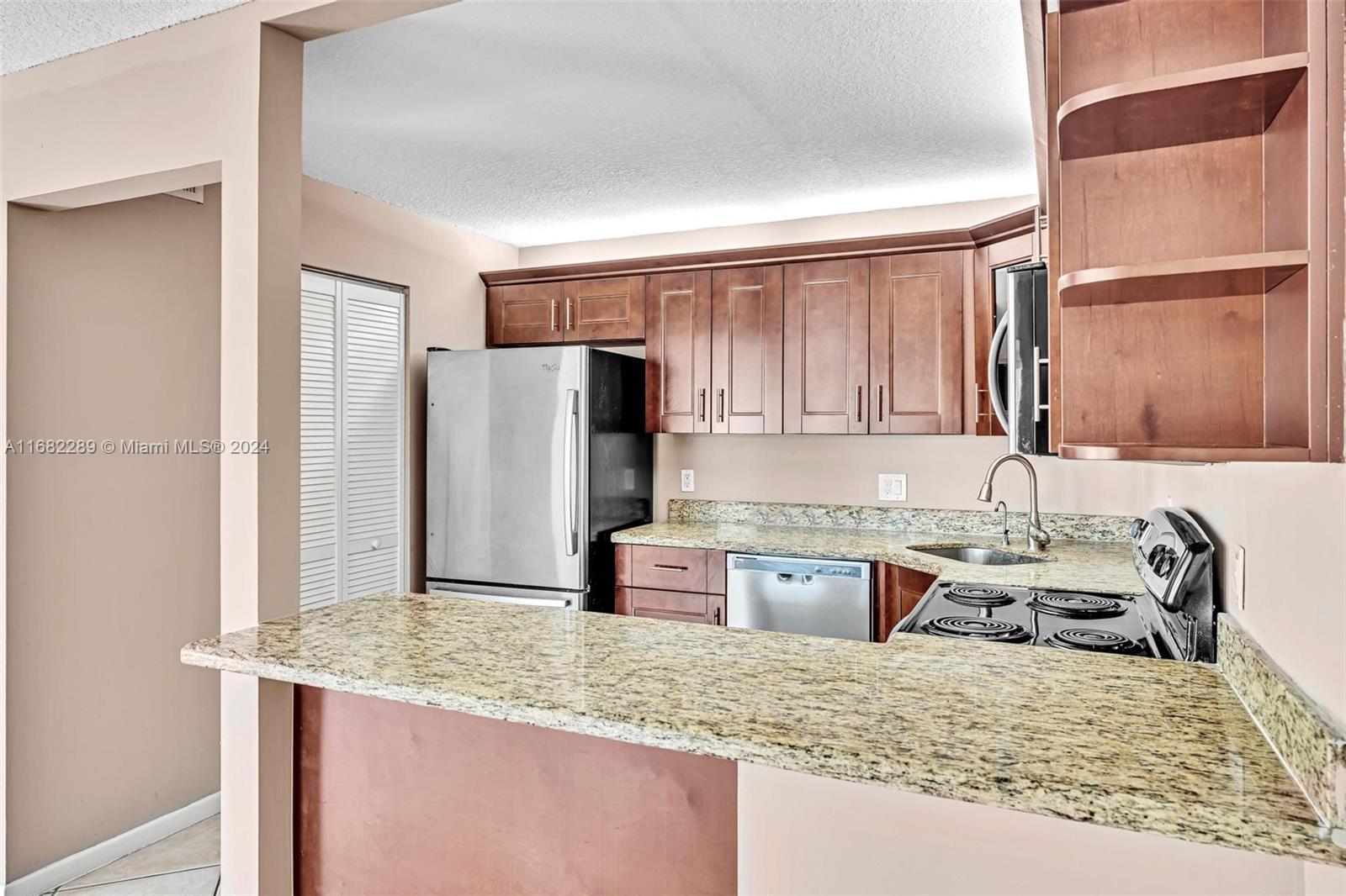 PINE RIDGE AT HAVERHILL C - Residential