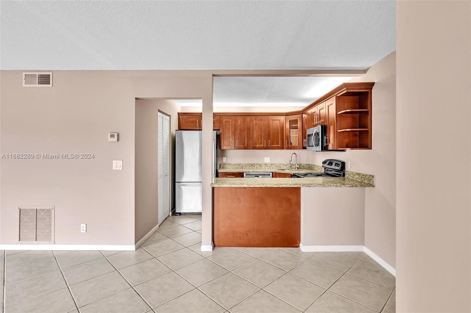 PINE RIDGE AT HAVERHILL C - Residential