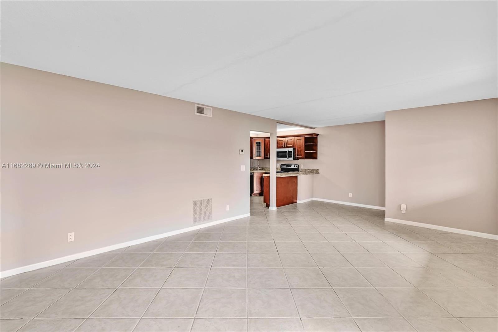 PINE RIDGE AT HAVERHILL C - Residential