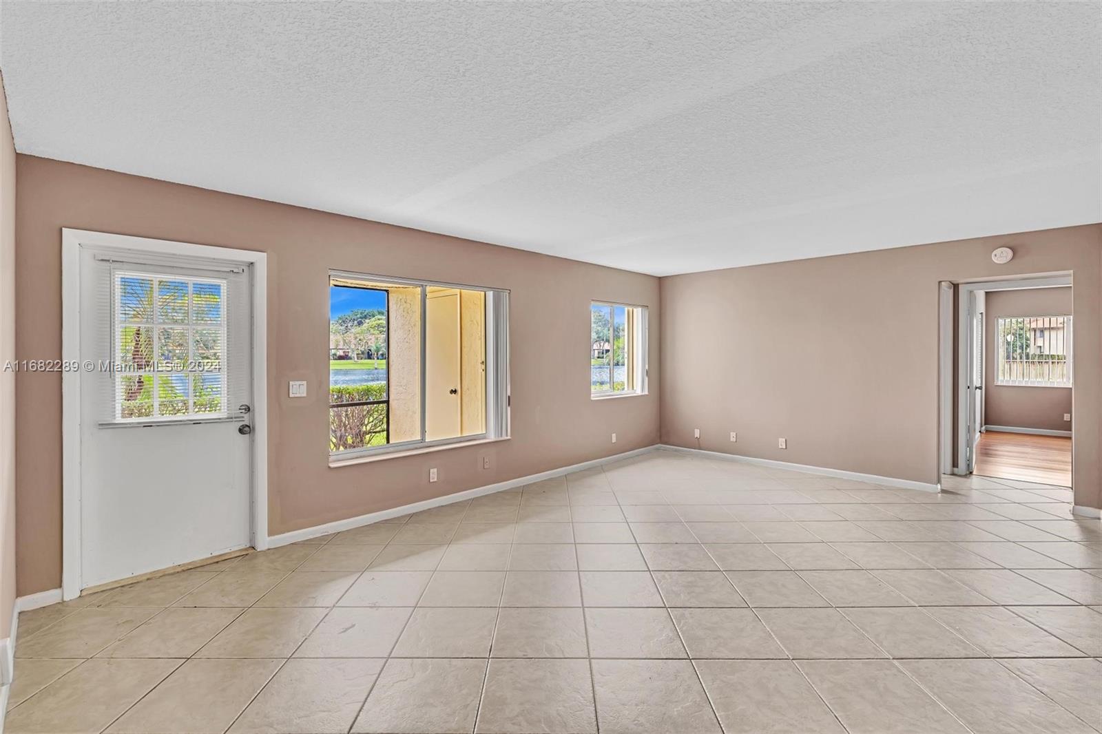 PINE RIDGE AT HAVERHILL C - Residential