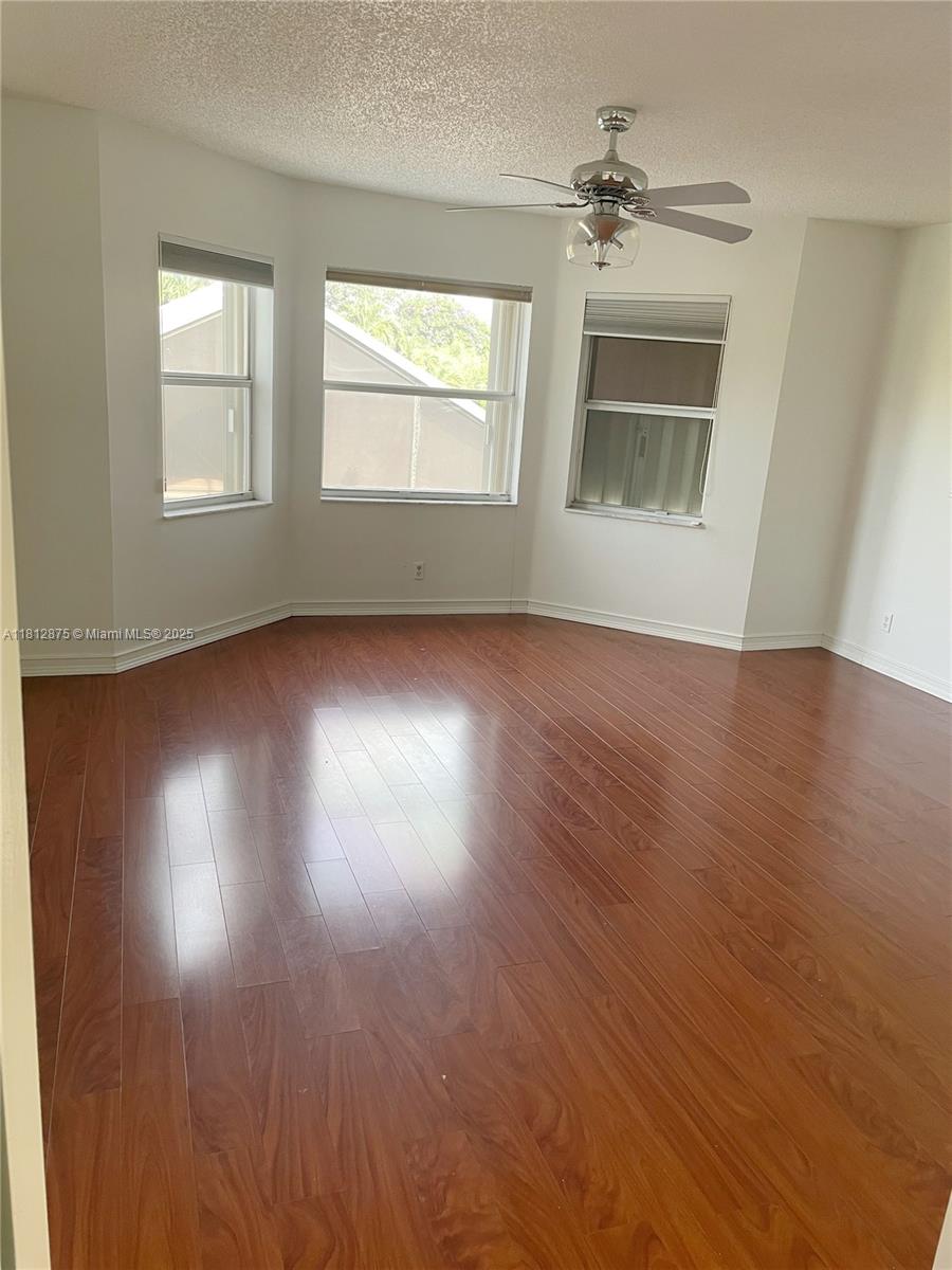 CHAPEL LAKE ESTATES - Residential Lease