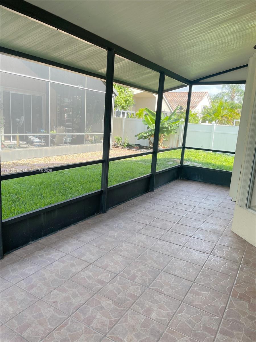CHAPEL LAKE ESTATES - Residential Lease