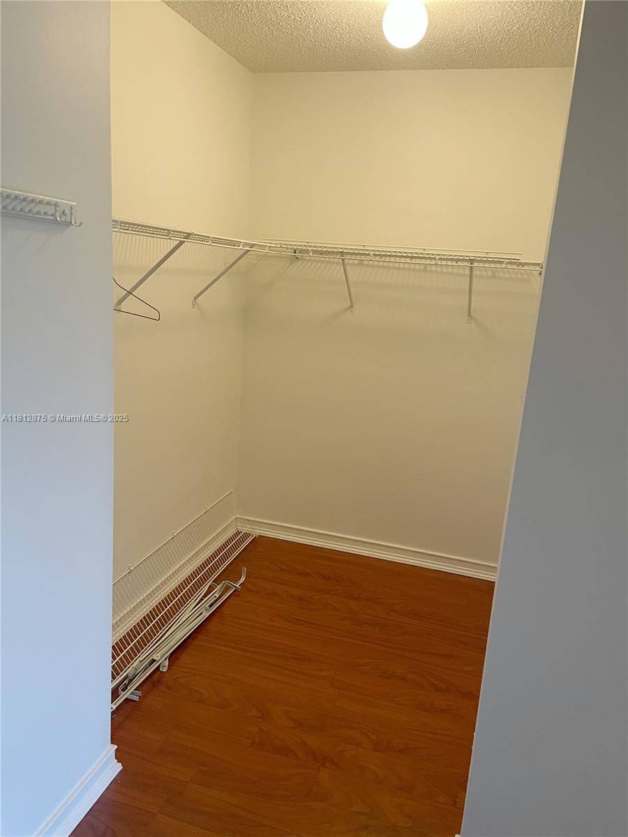 CHAPEL LAKE ESTATES - Residential Lease