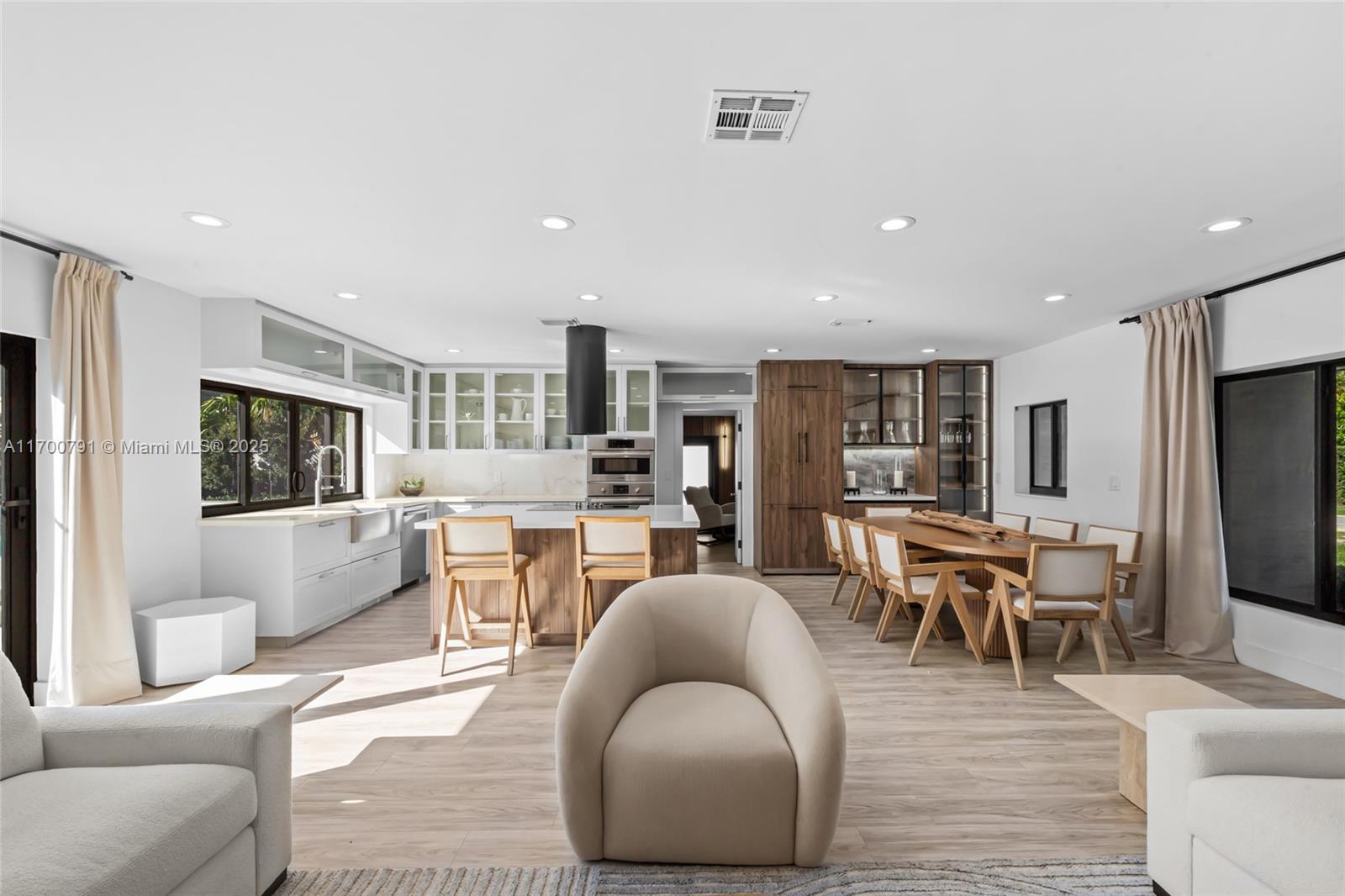 HIBISCUS ISLAND - Residential Lease