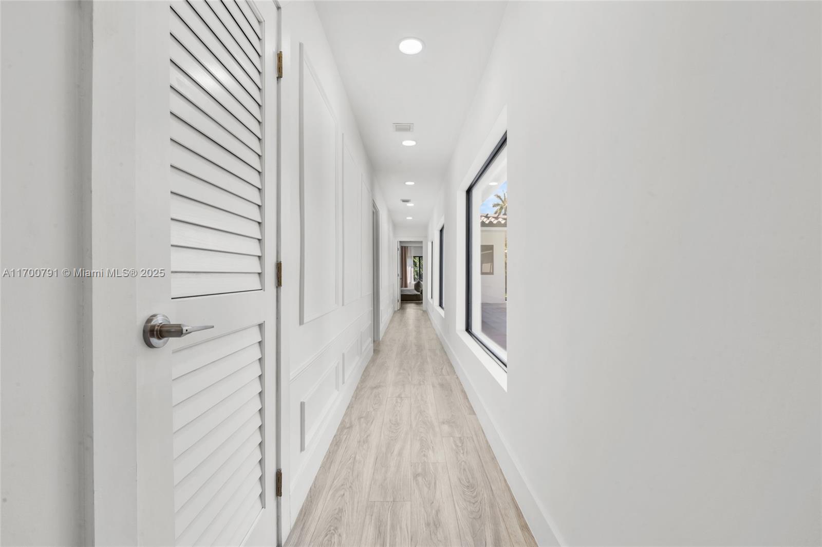 HIBISCUS ISLAND - Residential Lease