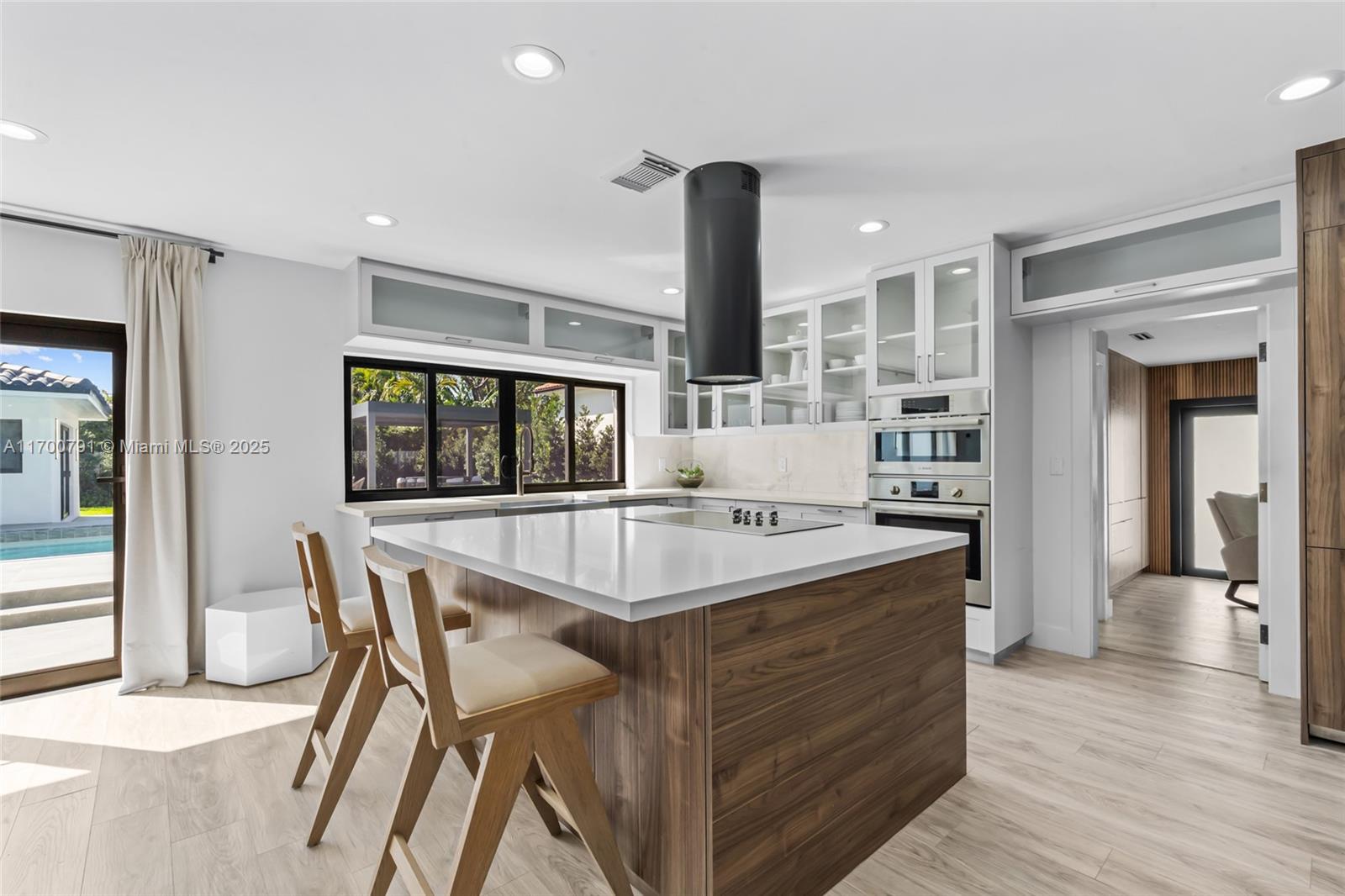 HIBISCUS ISLAND - Residential Lease