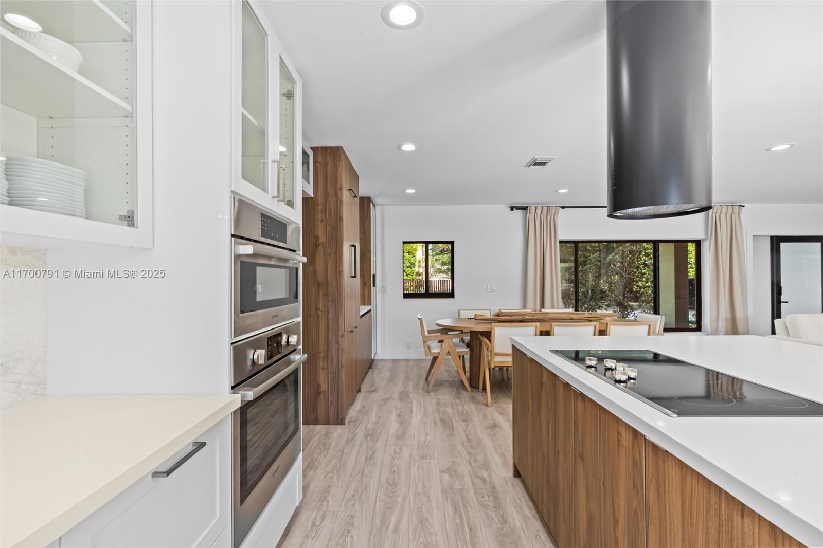 HIBISCUS ISLAND - Residential Lease