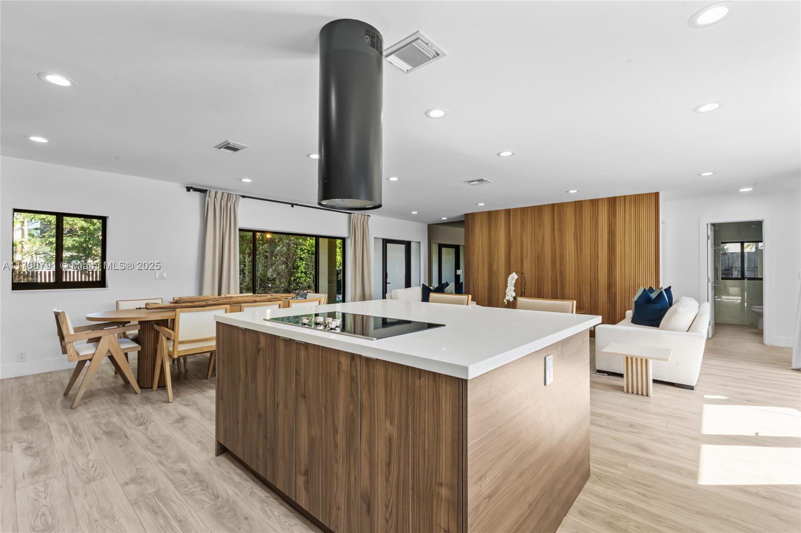 HIBISCUS ISLAND - Residential Lease