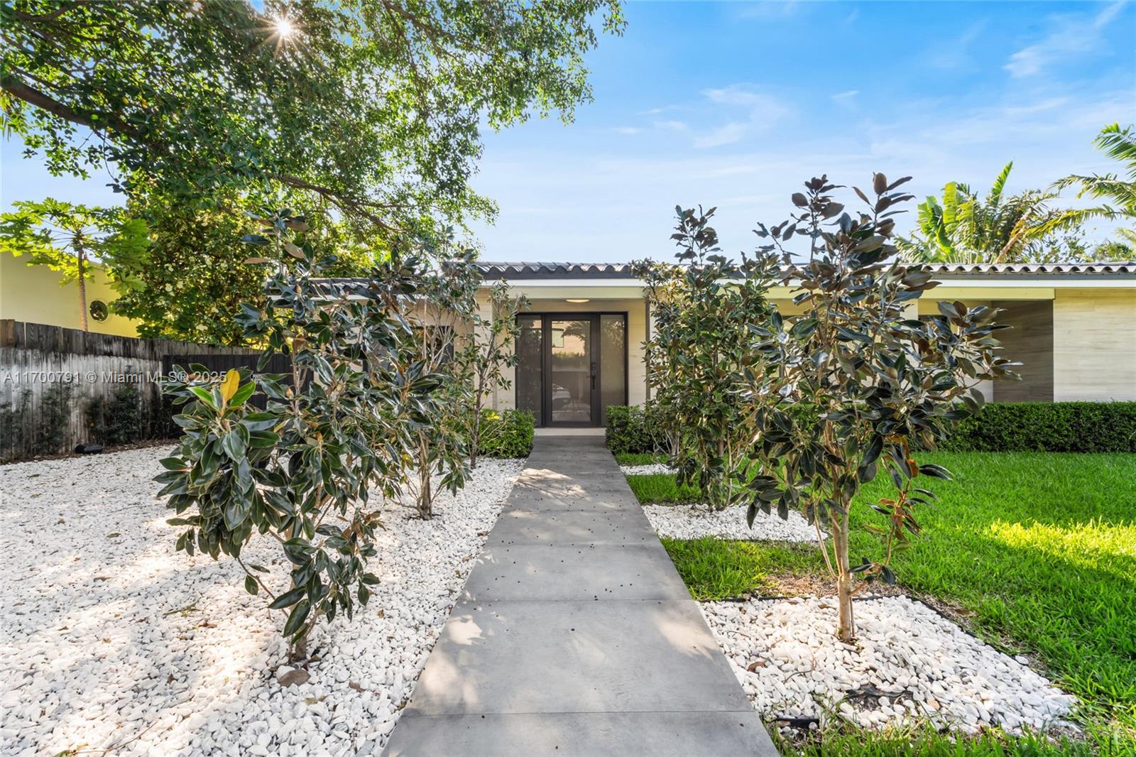 HIBISCUS ISLAND - Residential Lease