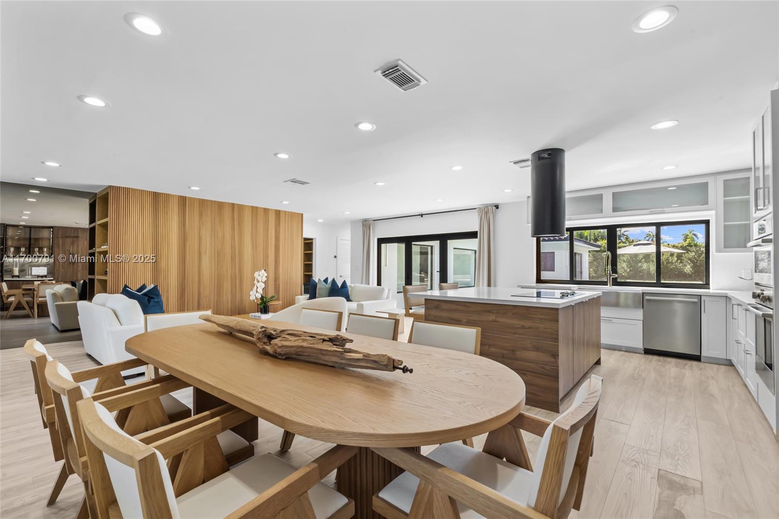 HIBISCUS ISLAND - Residential Lease