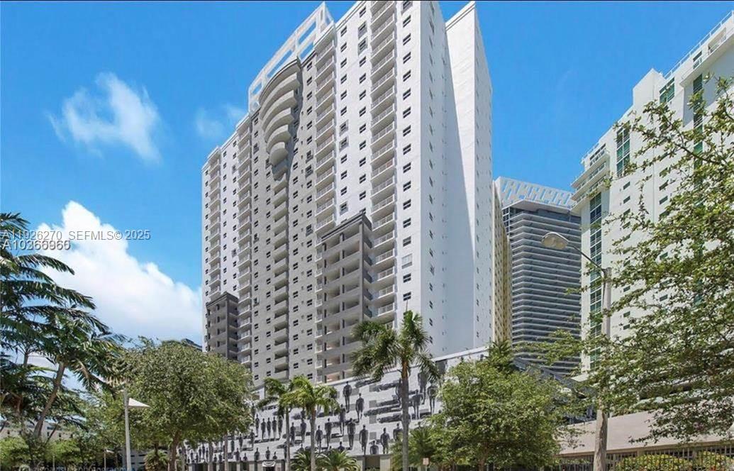 FORTUNE HOUSE - Residential Lease