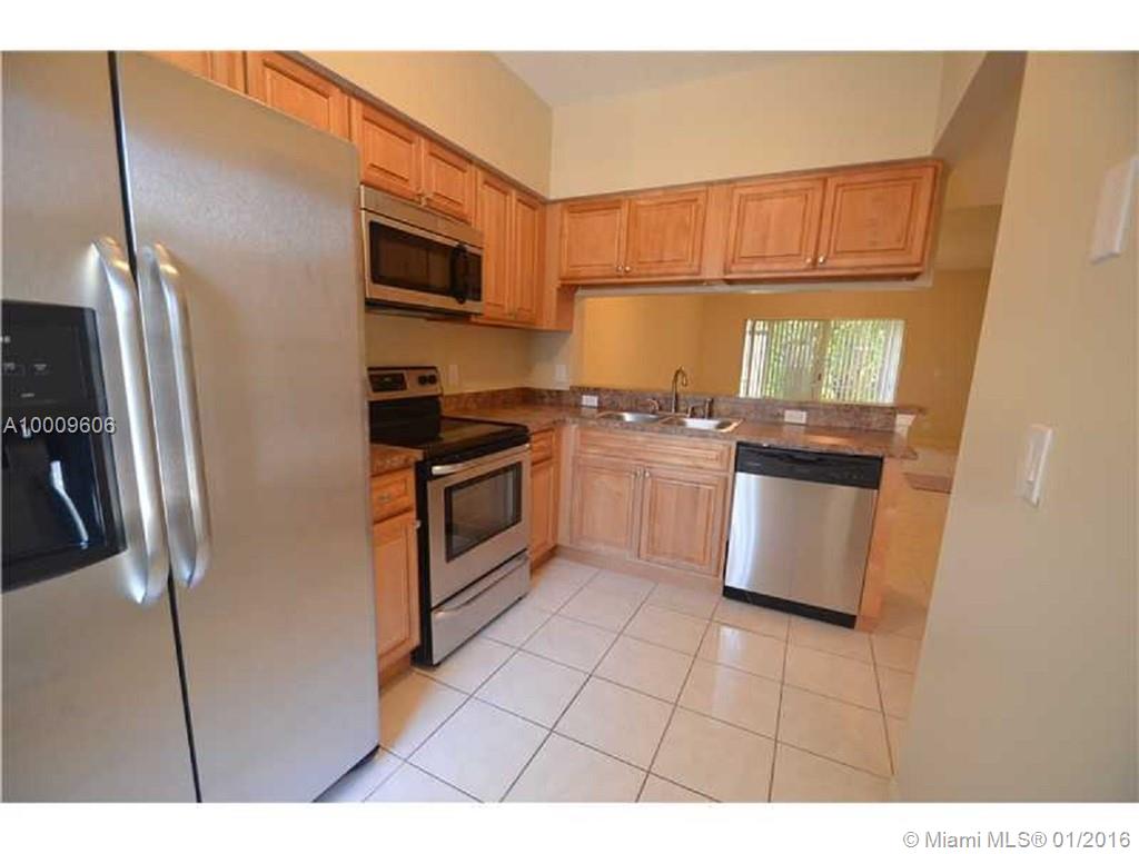 Bonaventure 82-43 B - Residential Lease