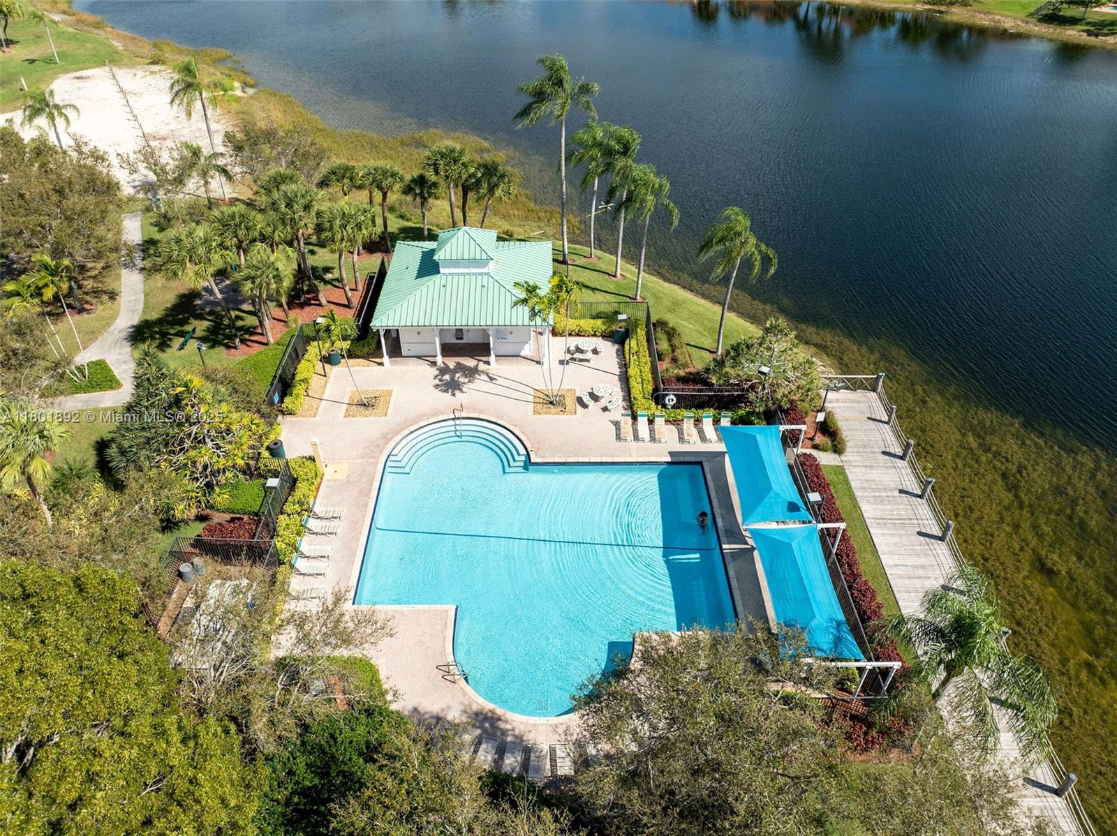 SILVER LAKES AT PEMBROKE - Residential