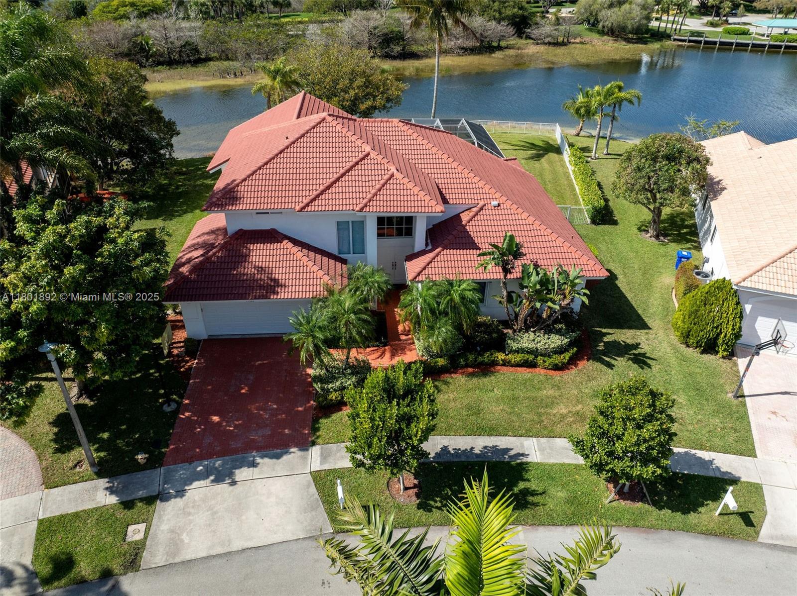 SILVER LAKES AT PEMBROKE - Residential