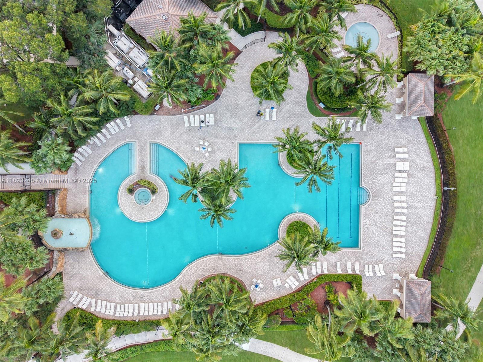RIVIERA ISLES III - Residential