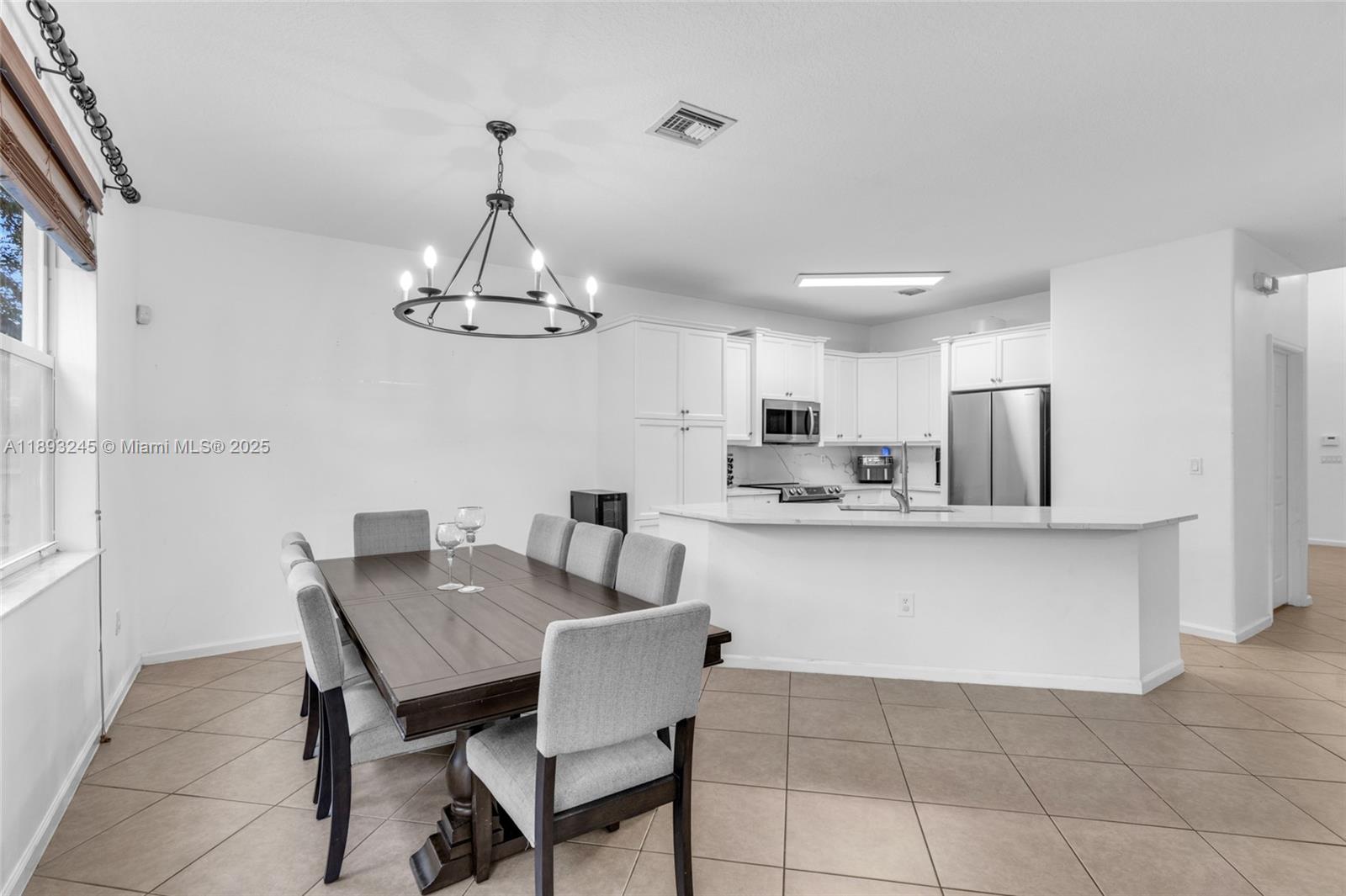RIVIERA ISLES III - Residential