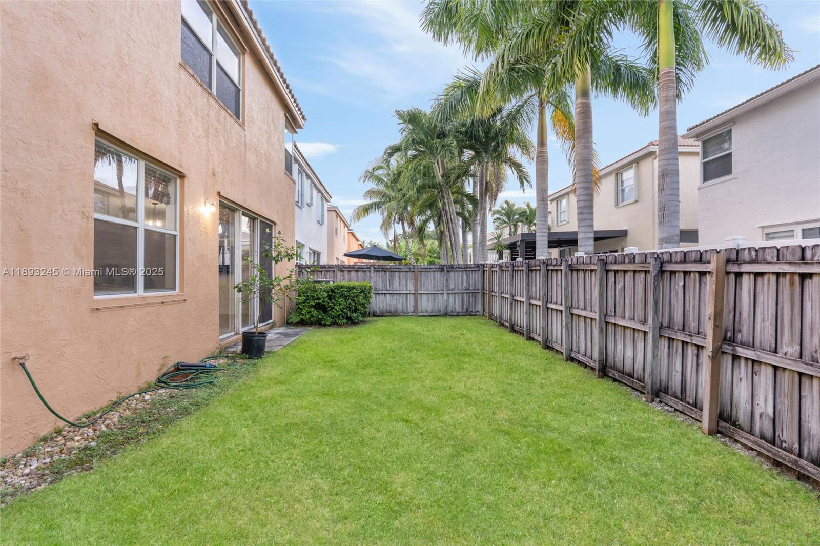 RIVIERA ISLES III - Residential
