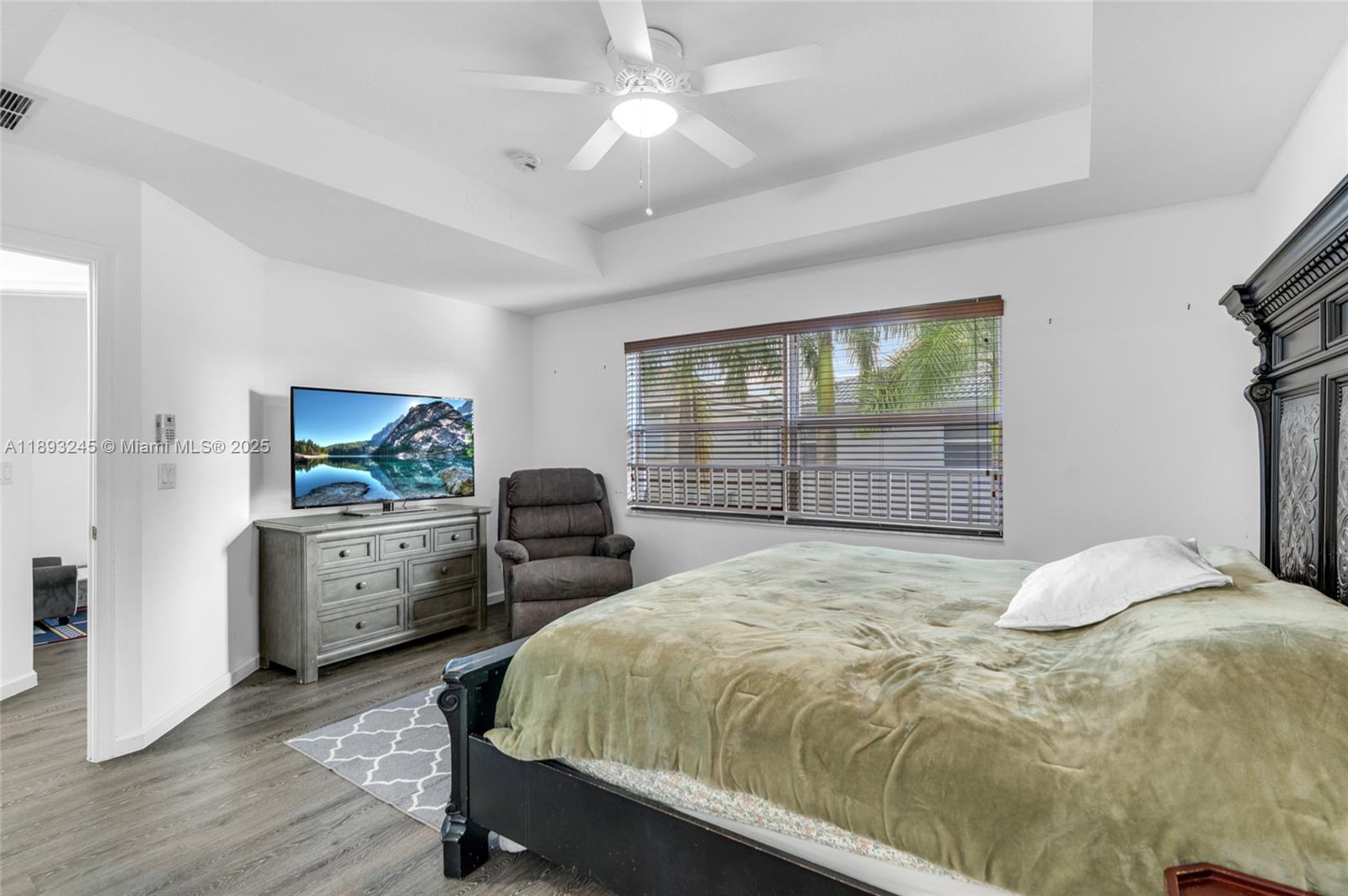 RIVIERA ISLES III - Residential
