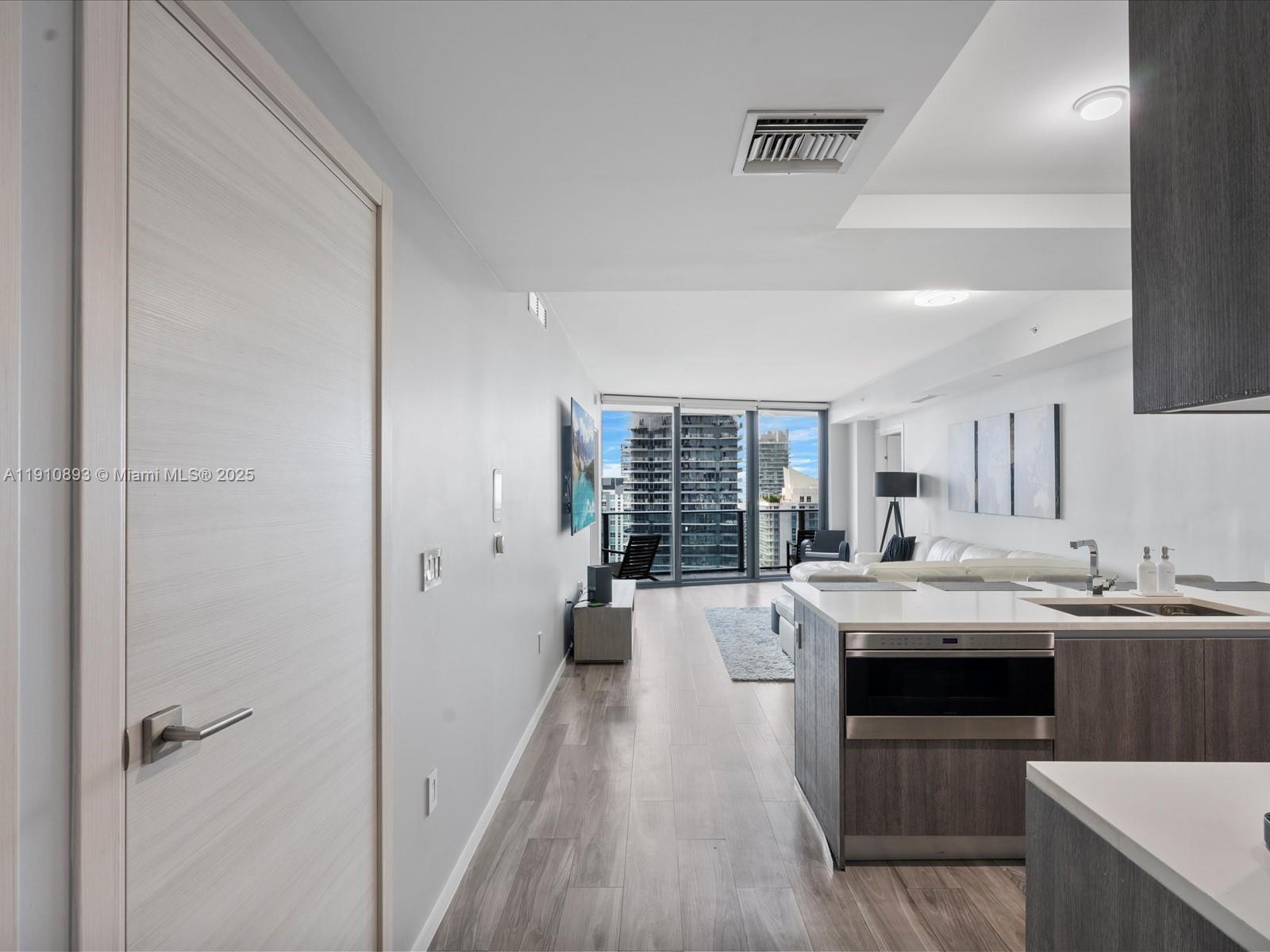 801 SMA RESIDENCES CONDO - Residential Lease